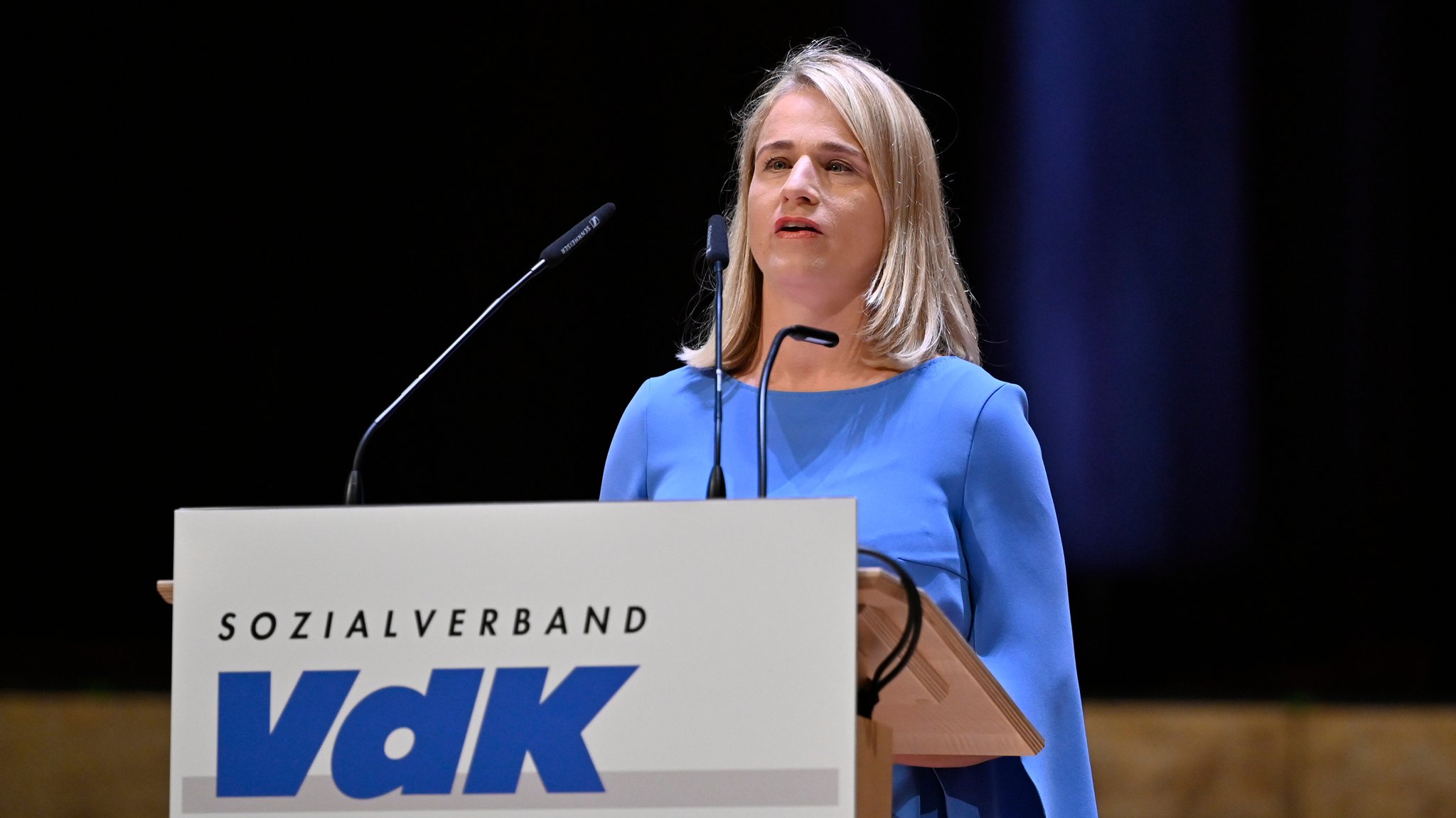 VdK-Präsidentin Verena Bentele. | Bild: picture alliance / Panama Pictures | Dwi Anoraganingrum VdK-Präsidentin Verena Bentele.