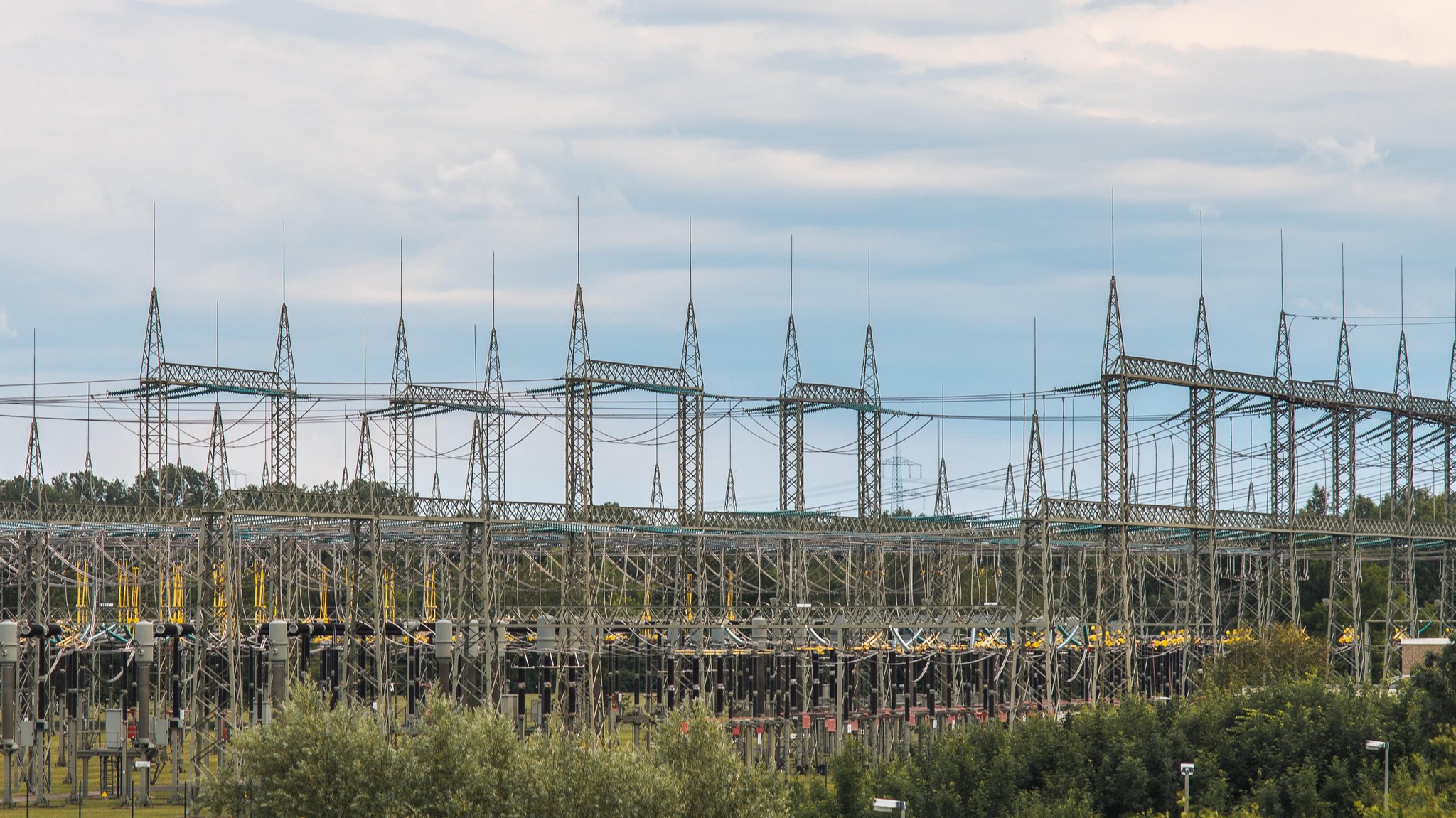 Strom nach Bedarf: Riesige Batteriespeicher in Südbayern geplant