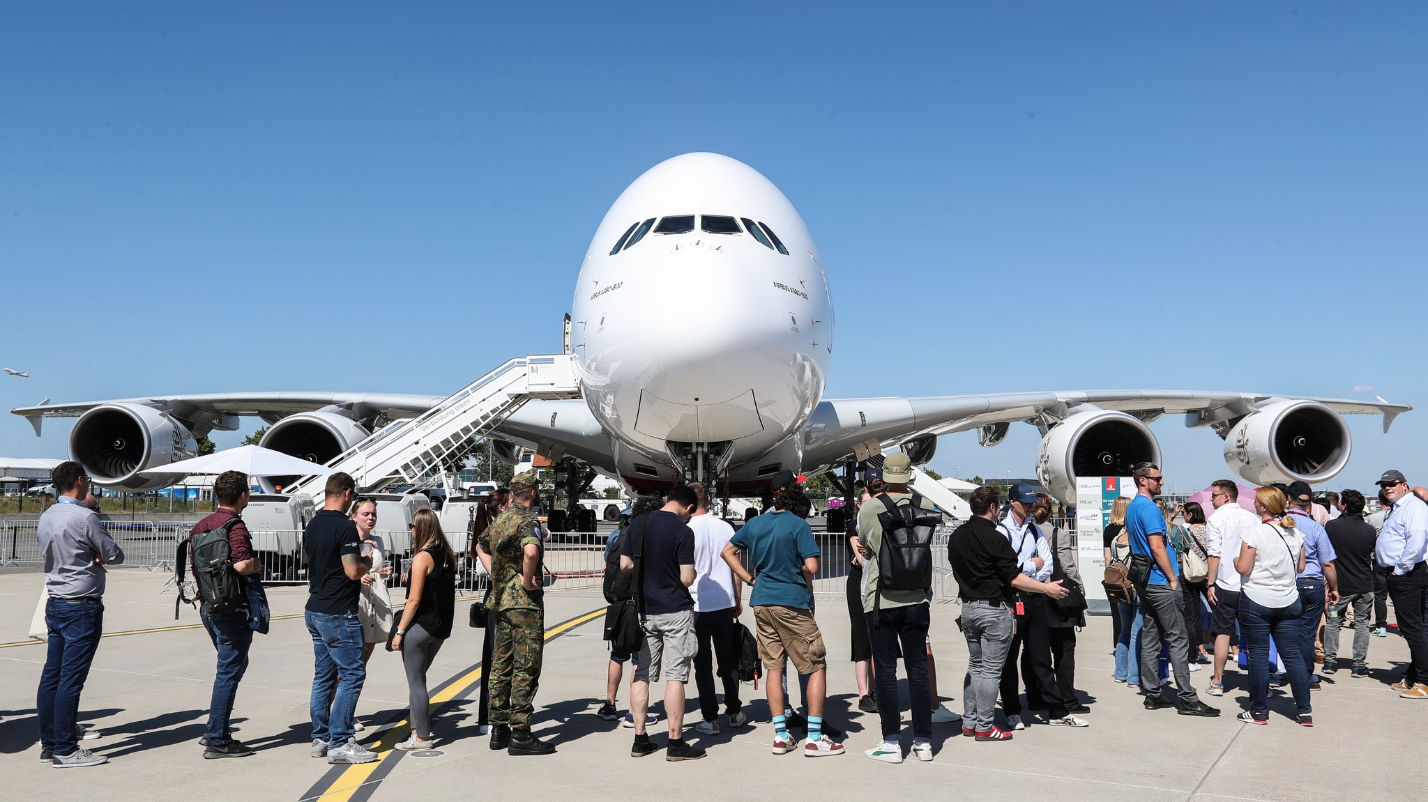 Lufthansa lässt stillgelegte Airbus A380-Flieger wieder abheben