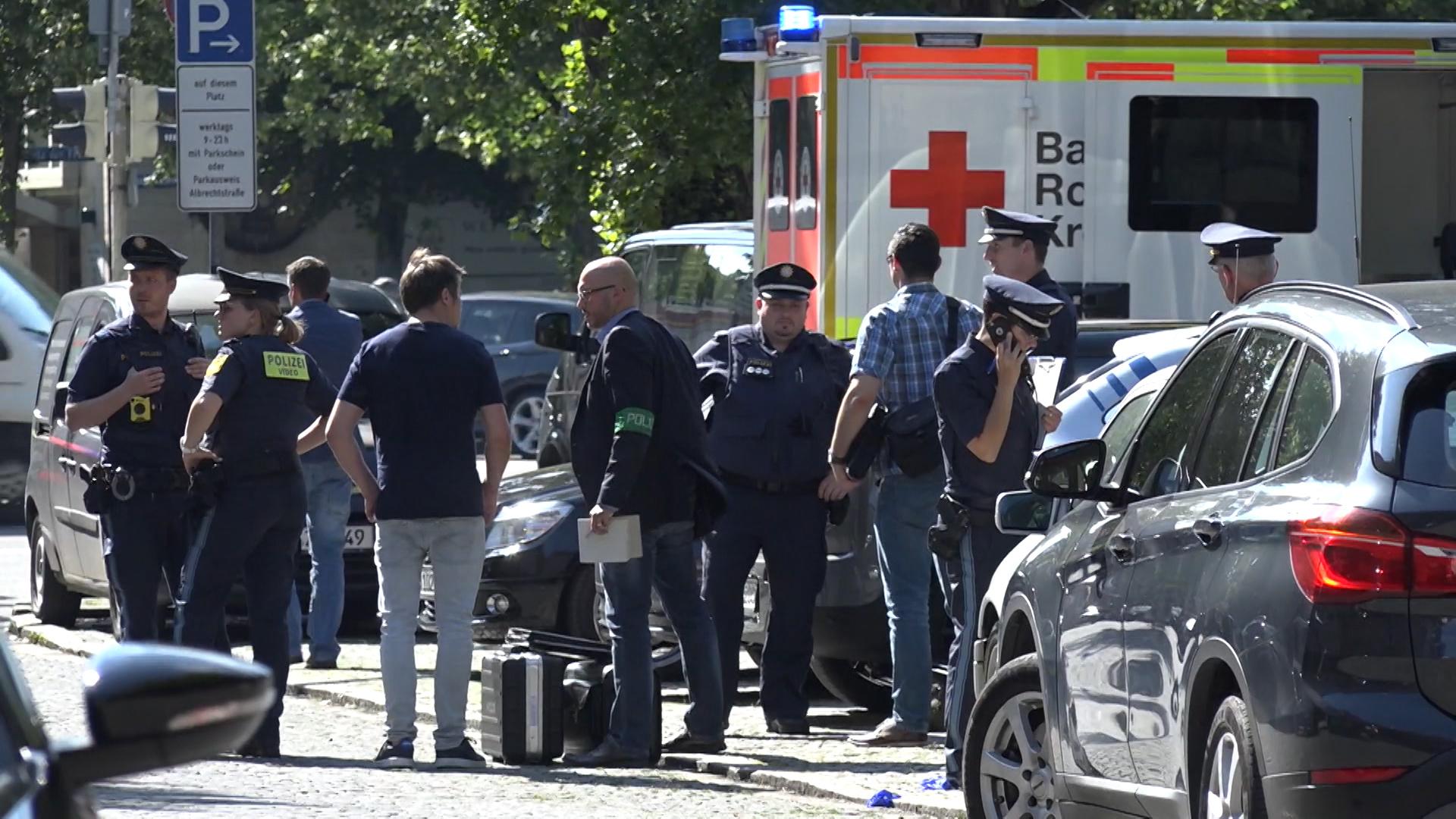 Eine Tote, Zwei Verletzte Bei Messerstecherei In München | BR24