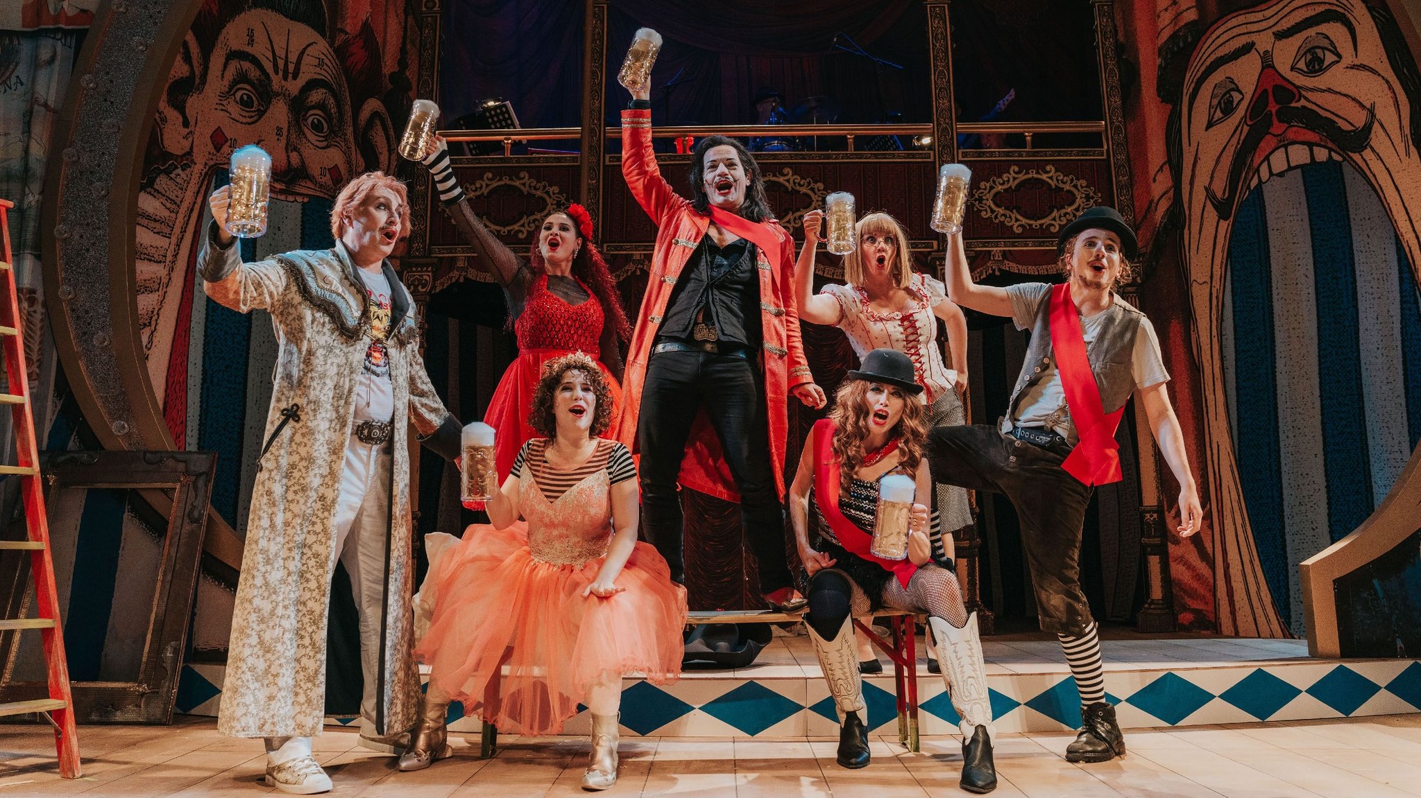 Oktoberfest-Musical in München: Satire auf "Wildleder-Fasching"