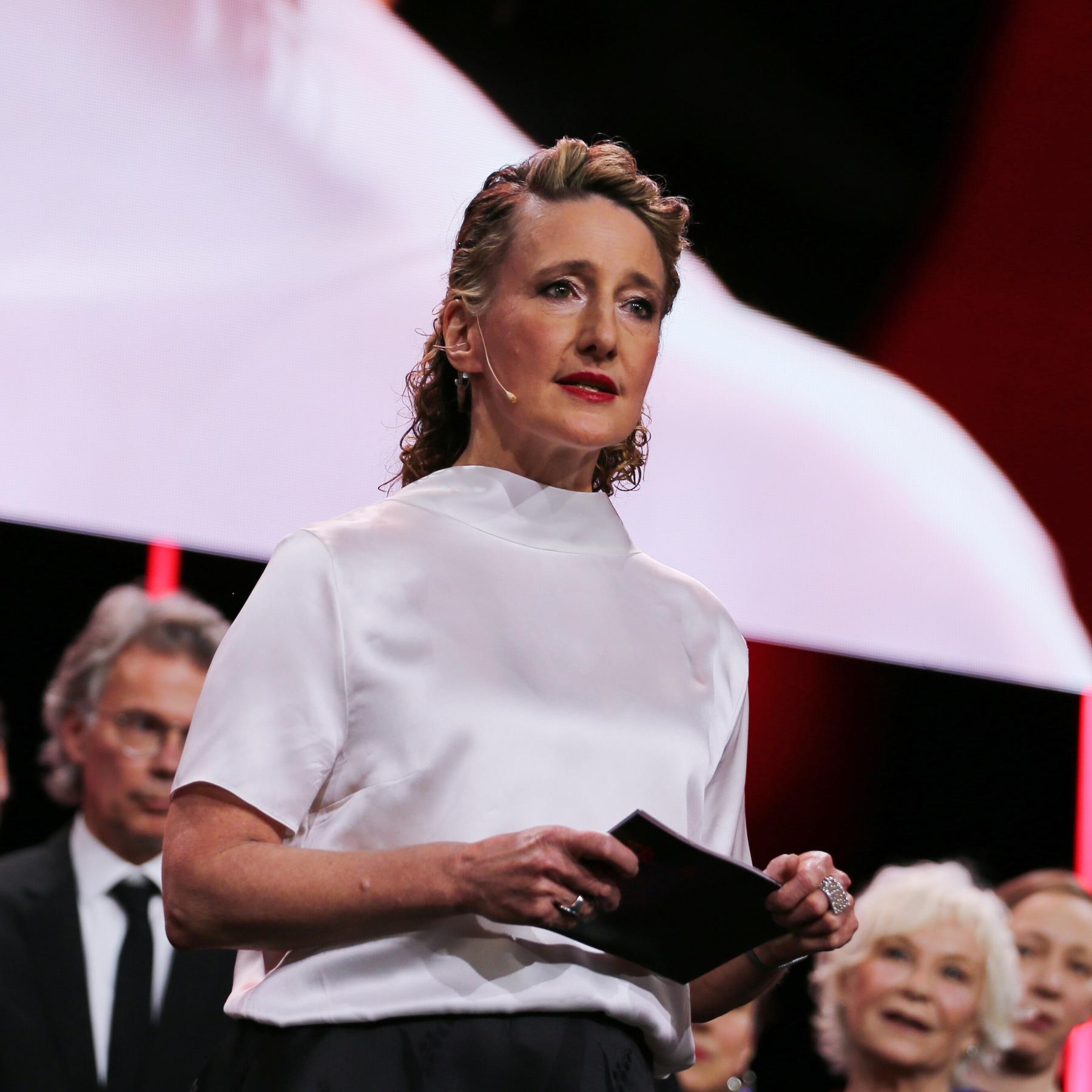 Kritik und Solidarität: Wie geht's weiter mit der Berlinale-Chefin Tricia Tuttle?