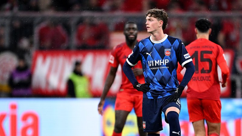 Paul Wanner (1. FC Heidenheim) beim Spiel gegen den FC Bayern | Bild: picture alliance / Pressefoto Ulmer | Markus Ulmer Paul Wanner (1. FC Heidenheim) beim Spiel gegen den FC Bayern