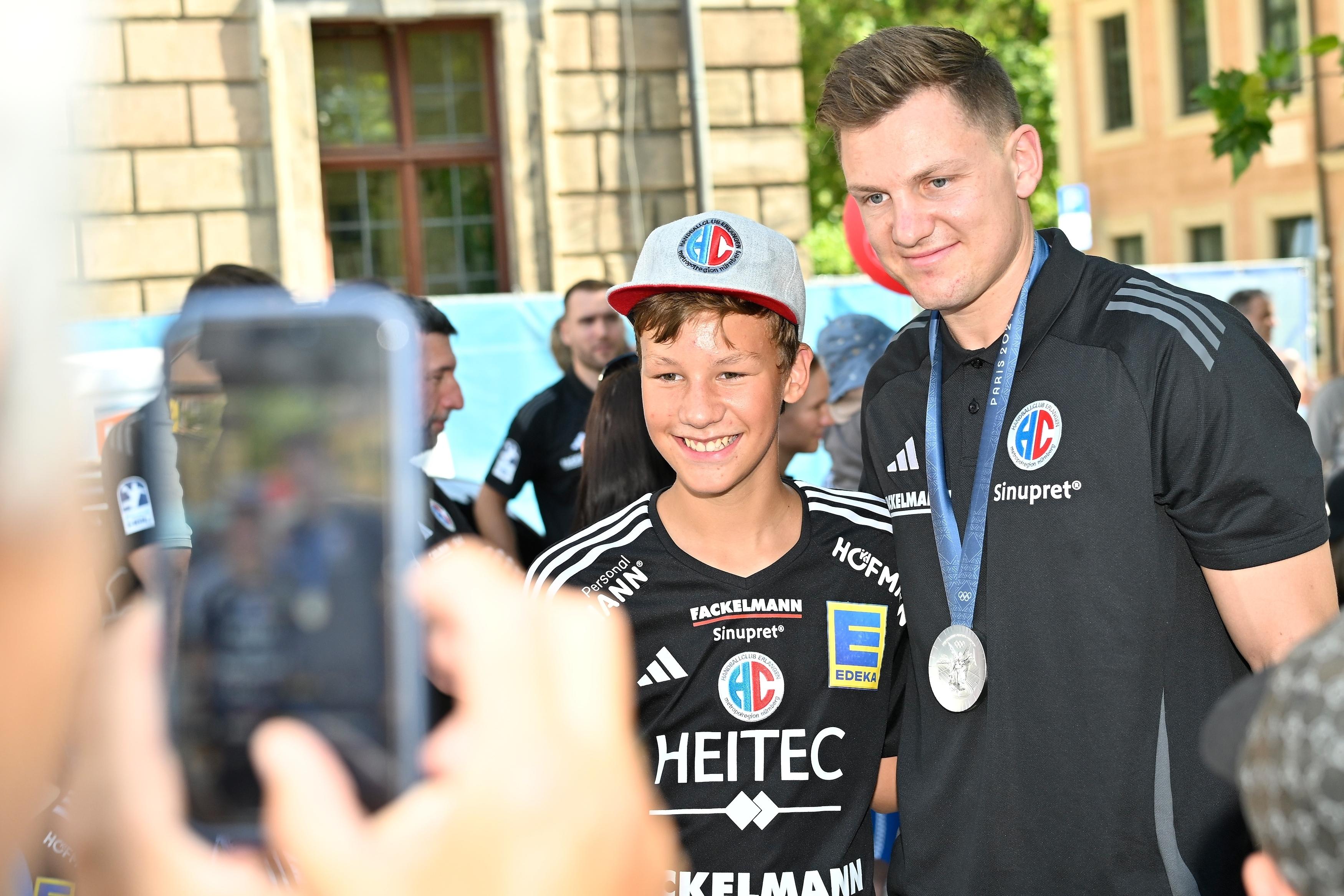 Saisoneröffnung beim HC Erlangen mit Nationalspieler Christoph Steinert