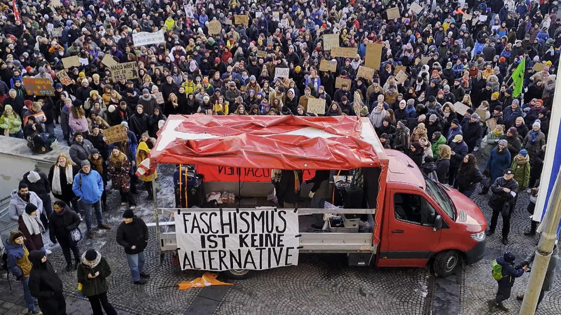 Protestwelle: Deutschland Steht Zusammen Gegen Rechts | BR24