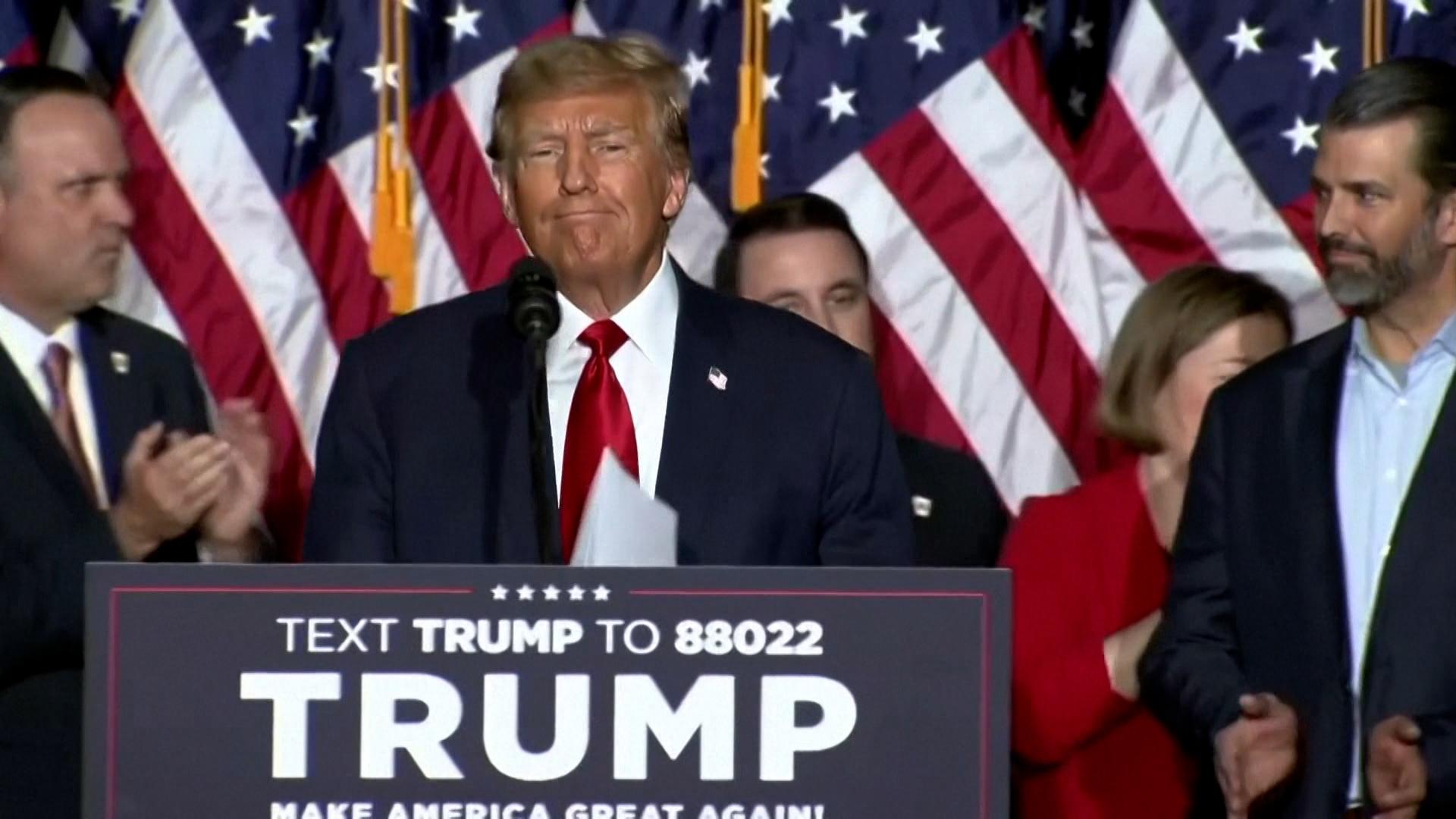 Im Video: Trump gewinnt Vorwahl in Iowa