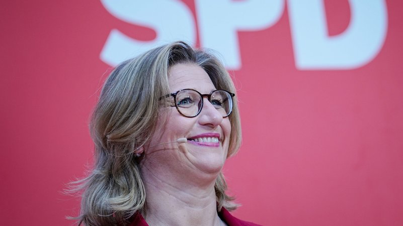Anke Rehlinger (SPD) ist neue Ministerpräsidentin des Saarlands (Archivbild)