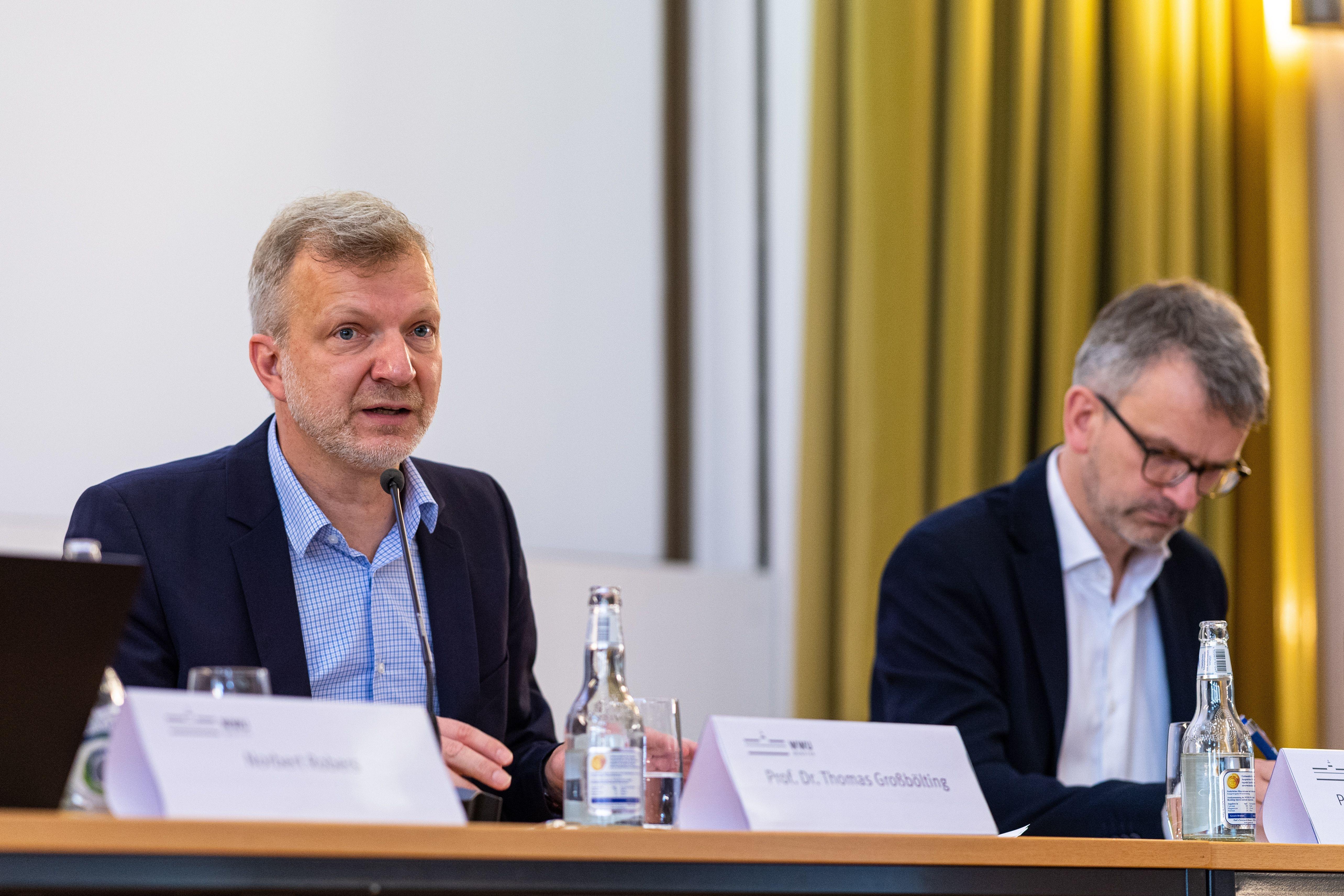 Die Historiker Thomas Großbölting ist Teil des Forschungsteams, dass die Forum-Studie erstellt hat. 