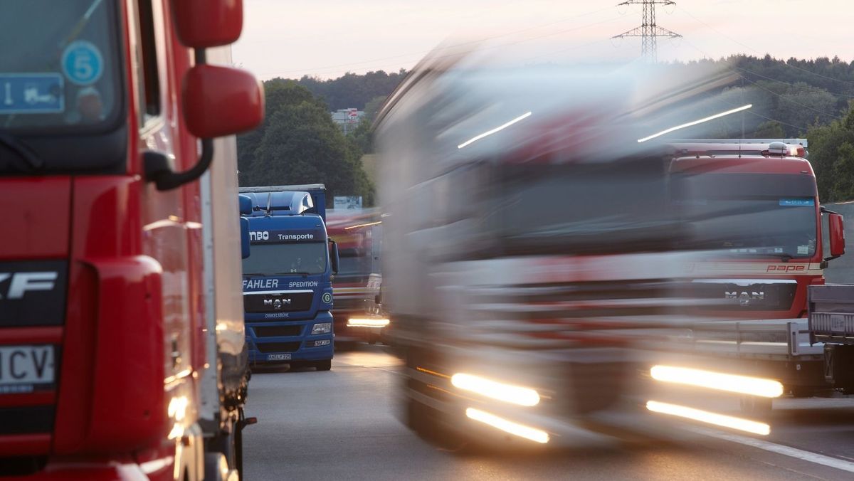 Lkw Kartell Entscheidung Uber Sammelklage Erwartet Br24