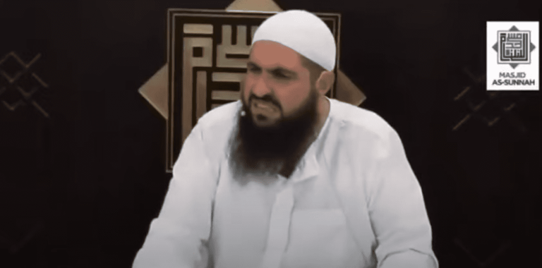 Mohammad Hoblos, radikalislamischer Hassprediger, hat ein Video online gestellt, das seit Jahren viral geht. 