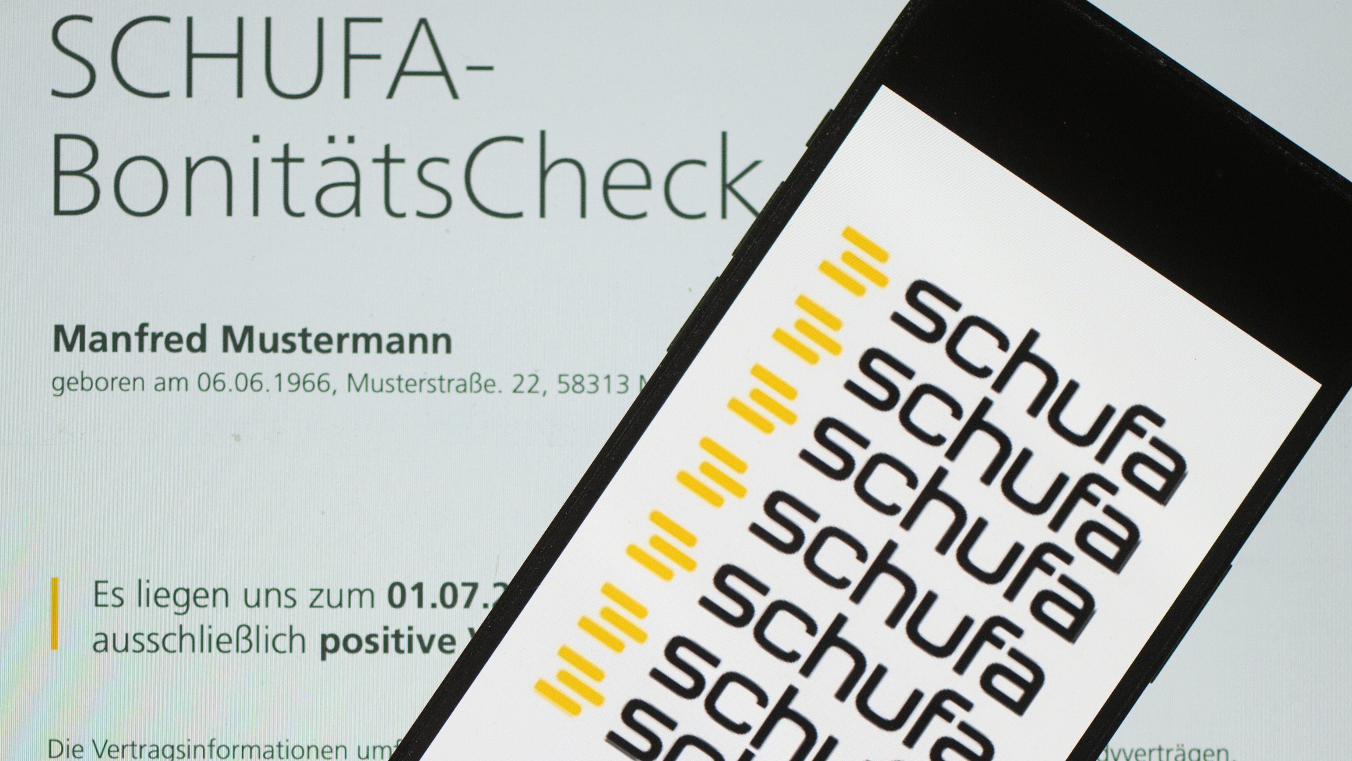 Neuer Schufa-Score: Was wirkt sich negativ, was positiv aus | BR24