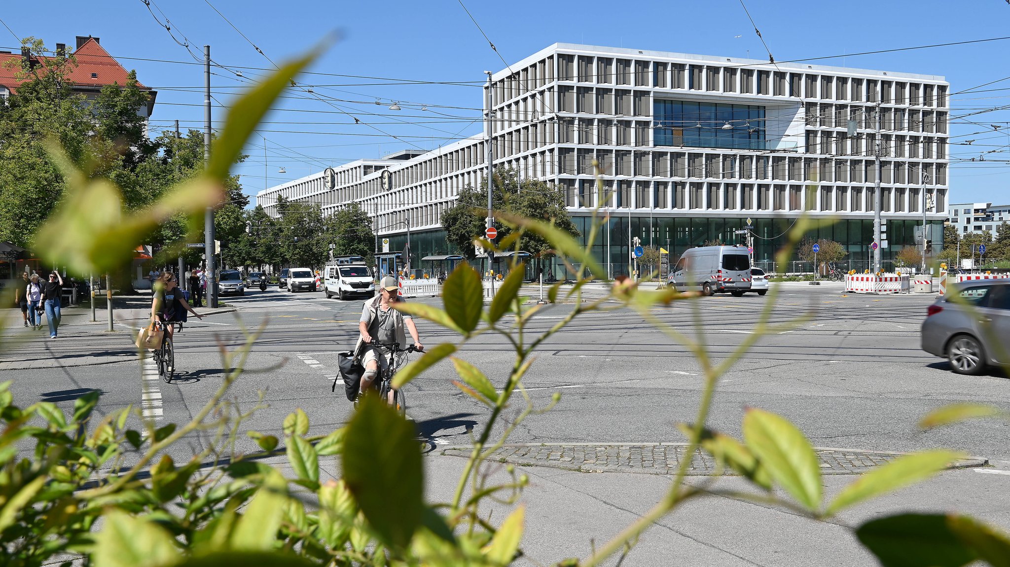 Das neue Strafjustizzentrum am Leonrodplatz, Sitz der Generalstaatsanwaltschaft München | Bild: picture alliance / SZ Photo | Robert Haas Das neue Strafjustizzentrum am Leonrodplatz, Sitz der Generalstaatsanwaltschaft München