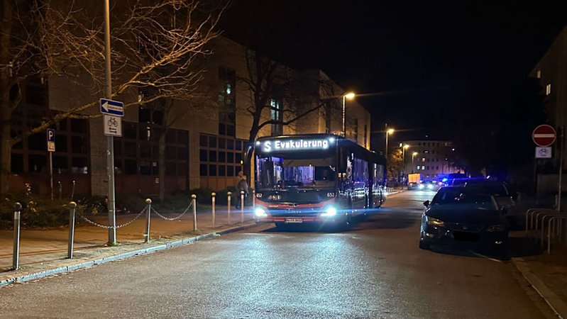 Bus der Stadt Nürnberg für Evakuierung (Aufnahme vom 14.11.25) | Bild: Stadt Nürnberg Bus der Stadt Nürnberg für Evakuierung (Aufnahme vom 14.11.25)