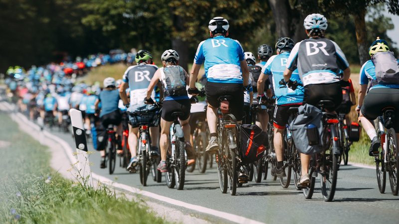 (Symbolbild) Die Route für die diesjährige BR-Radltour steht fest | Bild: BR/Johannsen (Symbolbild) Die Route für die diesjährige BR-Radltour steht fest