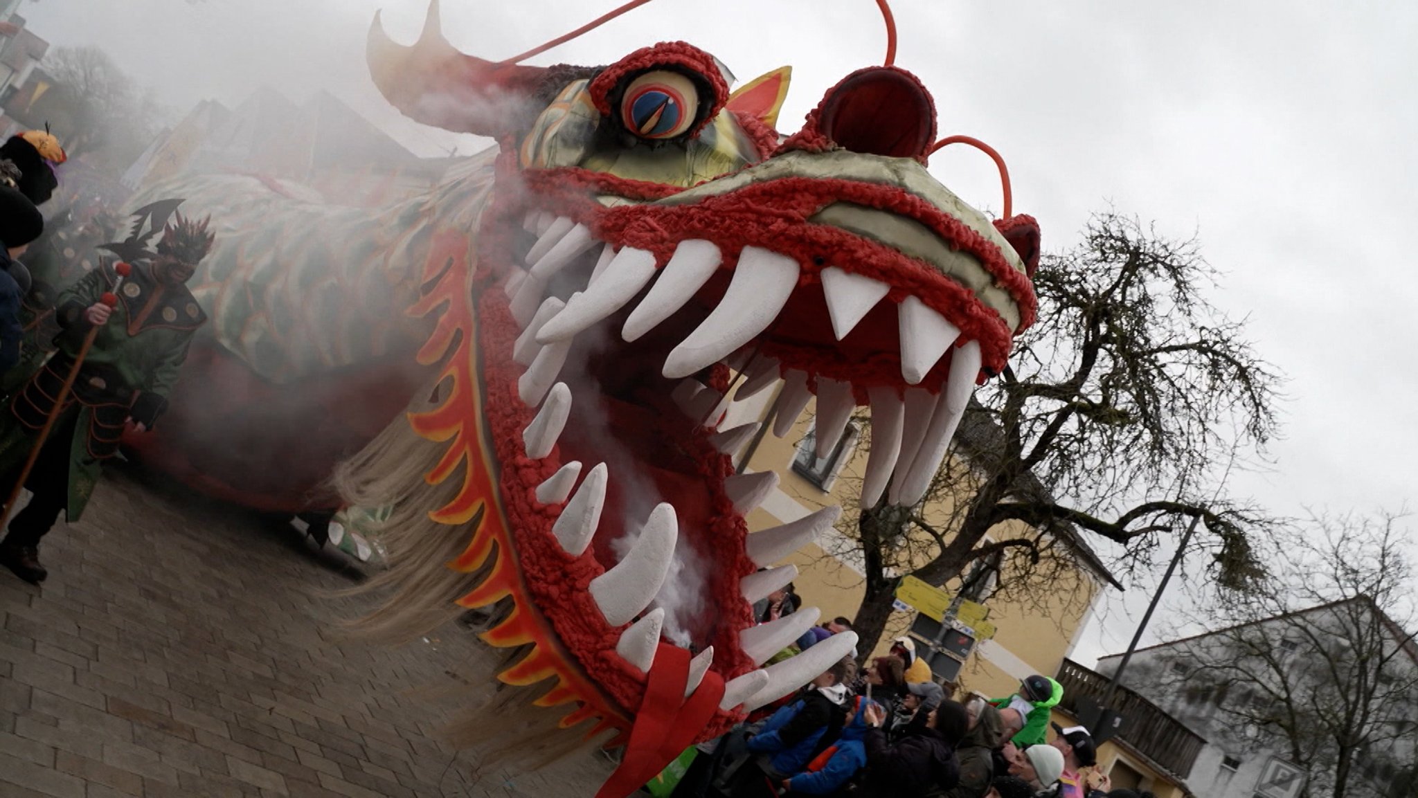 Kaum "Yellow Facing" beim Chinesenfasching in Dietfurt