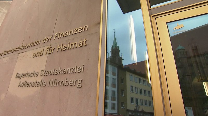 Steuerschätzung: Höhere Einnahmen, aber gedämpfte Euphorie | Bild: BR Steuerschätzung: Höhere Einnahmen, aber gedämpfte Euphorie