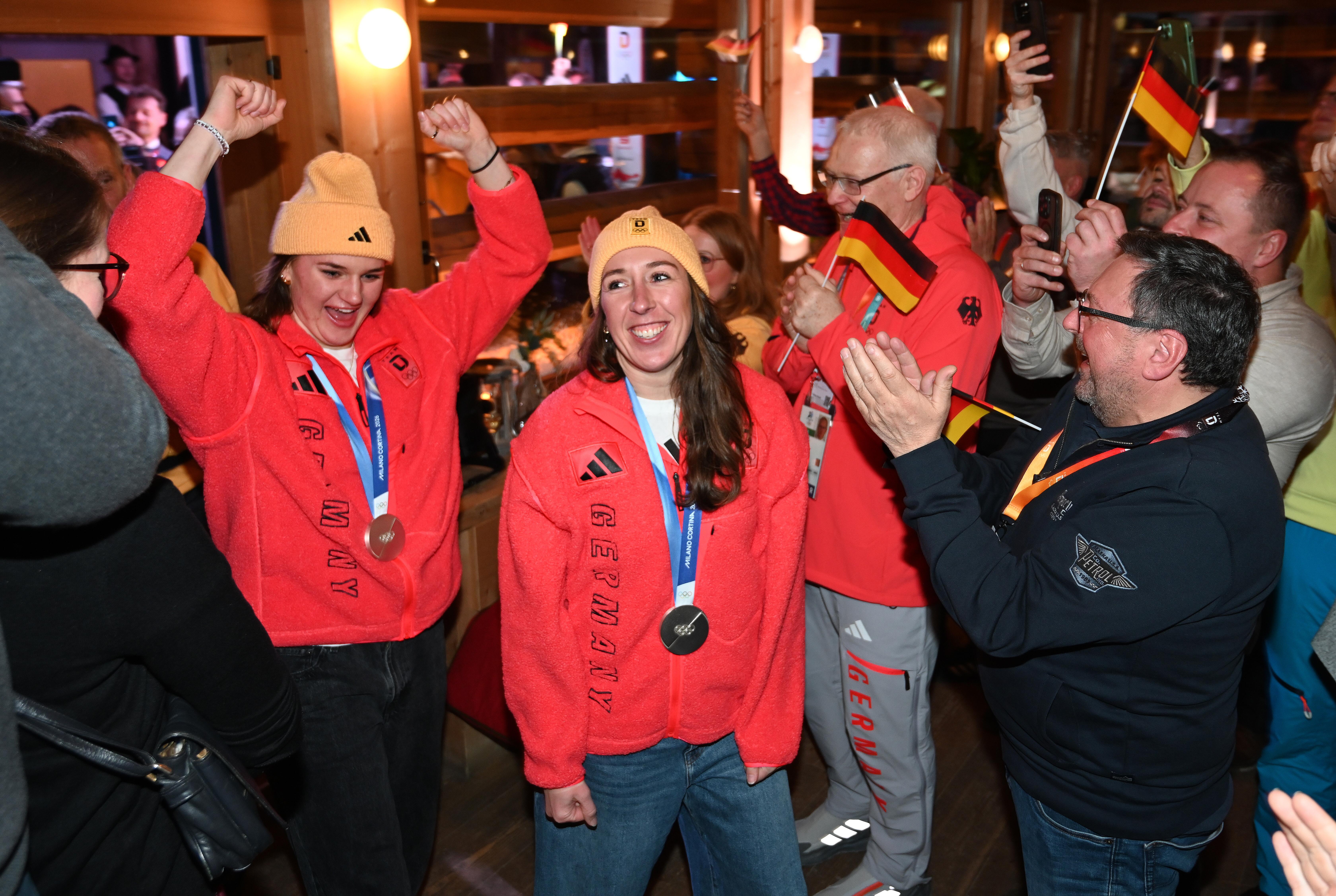  Emma Aicher und Kira Weidle-Winkelmann