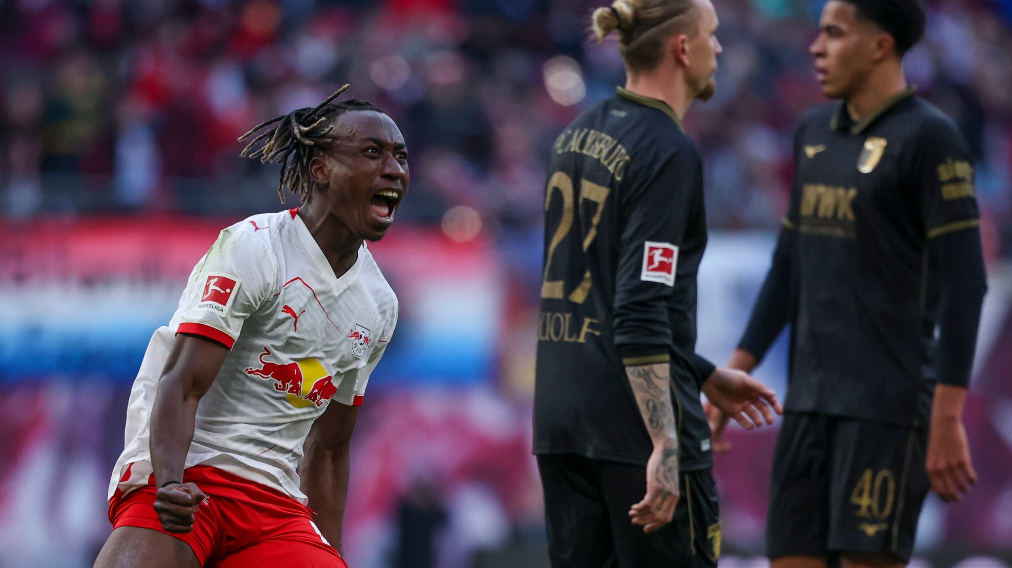 Leitete die Leipziger Aufholjagd ein: Yan Diomande (vorne)