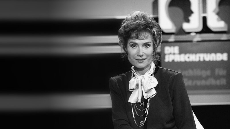 Antje Katrin Kühnemann; Moderatorin von "Die Sprechstunde" | Bild: picture alliance Antje Katrin Kühnemann; Moderatorin von "Die Sprechstunde"