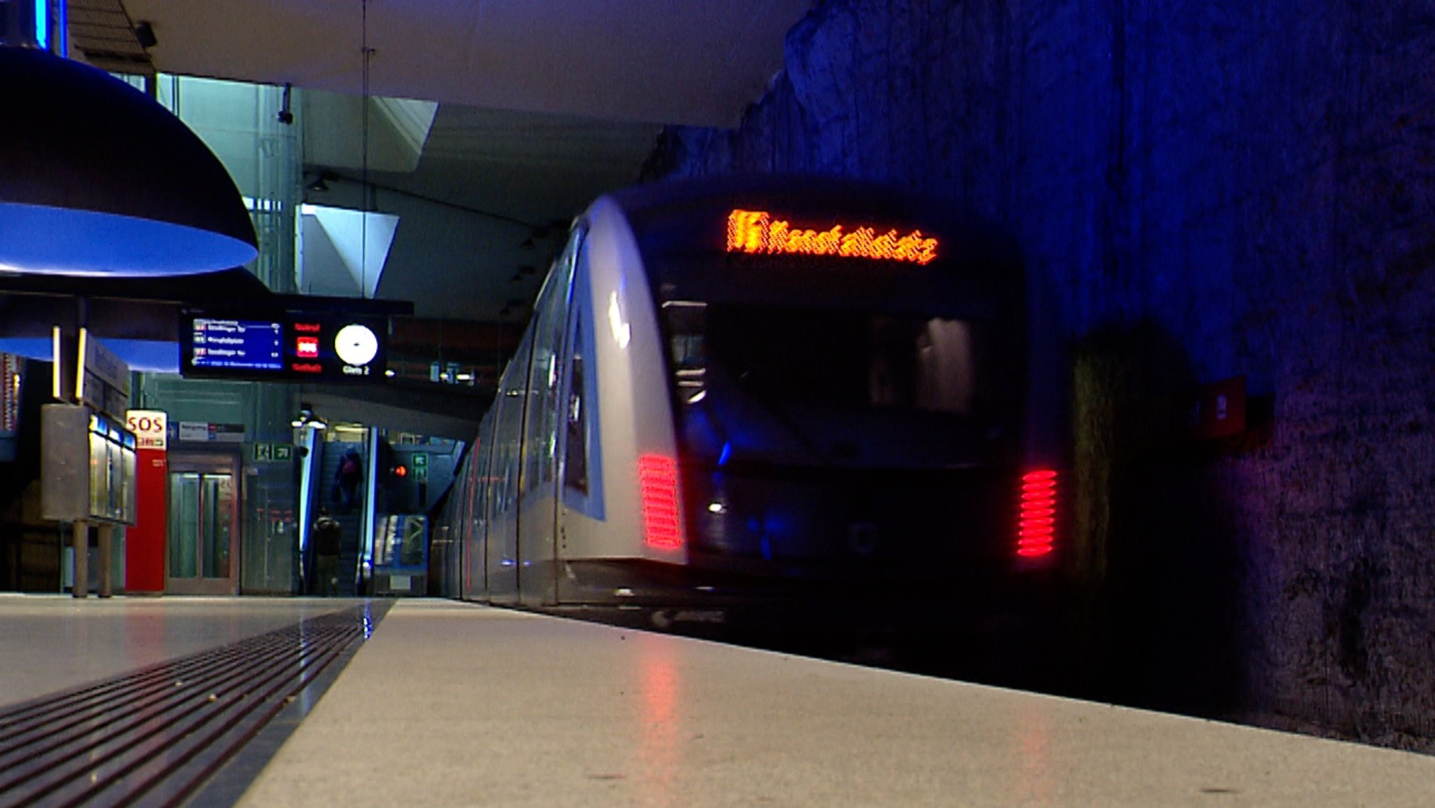 Münchner U-Bahnen fahren jetzt auch nachts