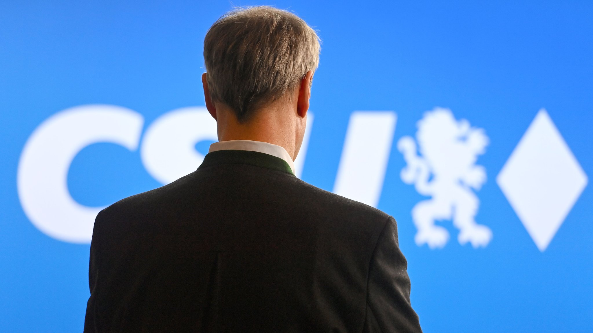Von Gratulation bis Brandmauer: CSU ringt um Umgang mit der AfD