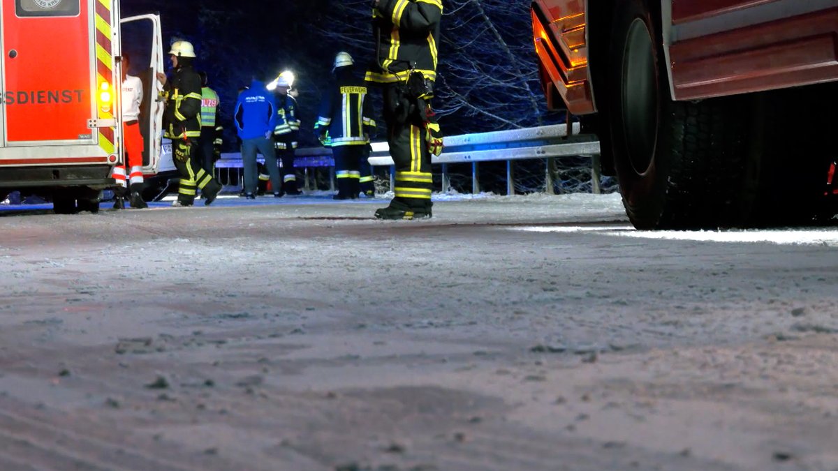 Schneefall sorgt für Unfälle und Behinderungen in Teilen Bayerns