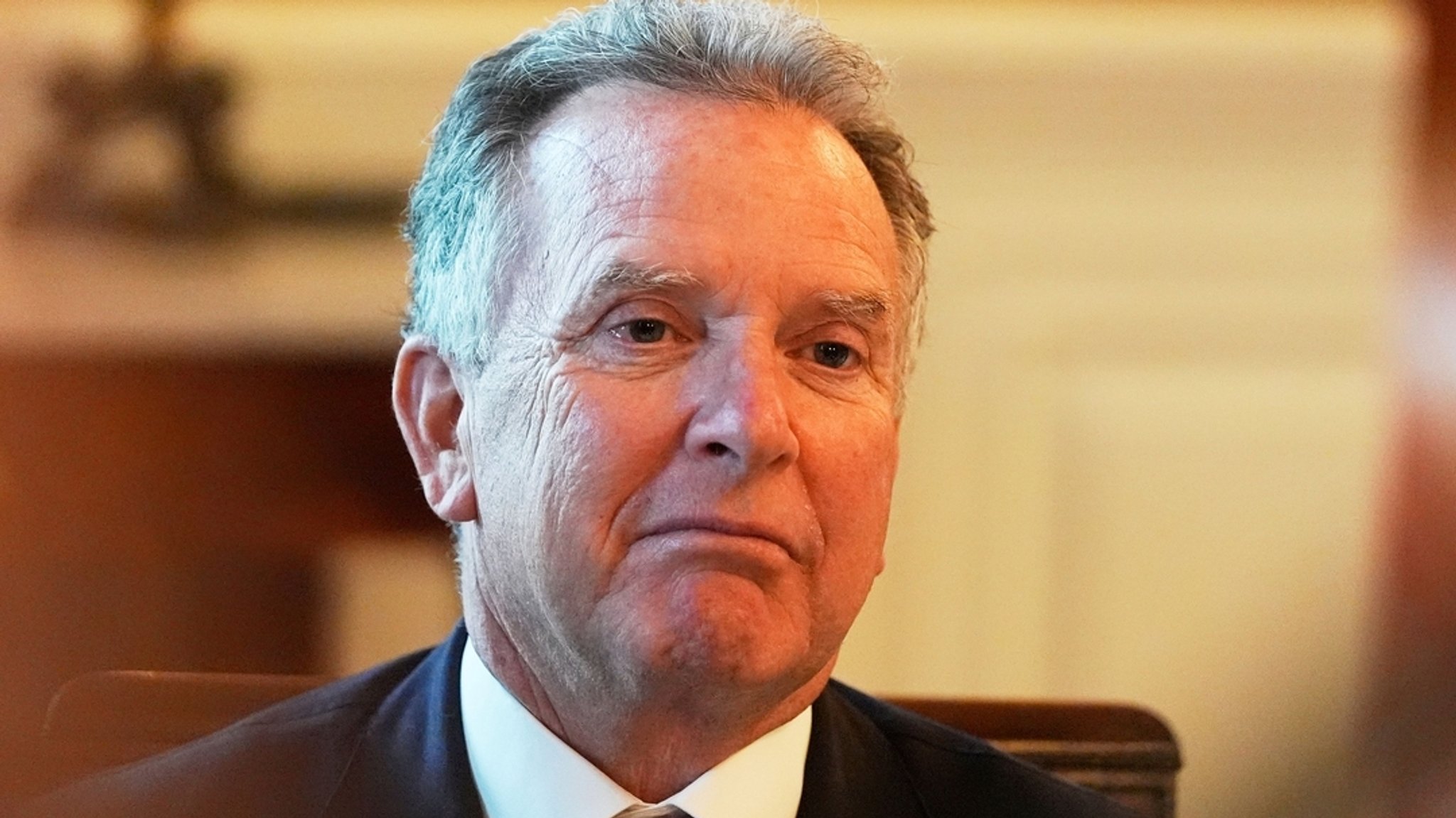 Der Sondergesandte des Weißen Hauses, Steve Witkoff, im Blue Room des Weißen Hauses in Washington. | Bild: dpa-Bildfunk/Alex Brandon Der Sondergesandte des Weißen Hauses, Steve Witkoff, im Blue Room des Weißen Hauses in Washington.