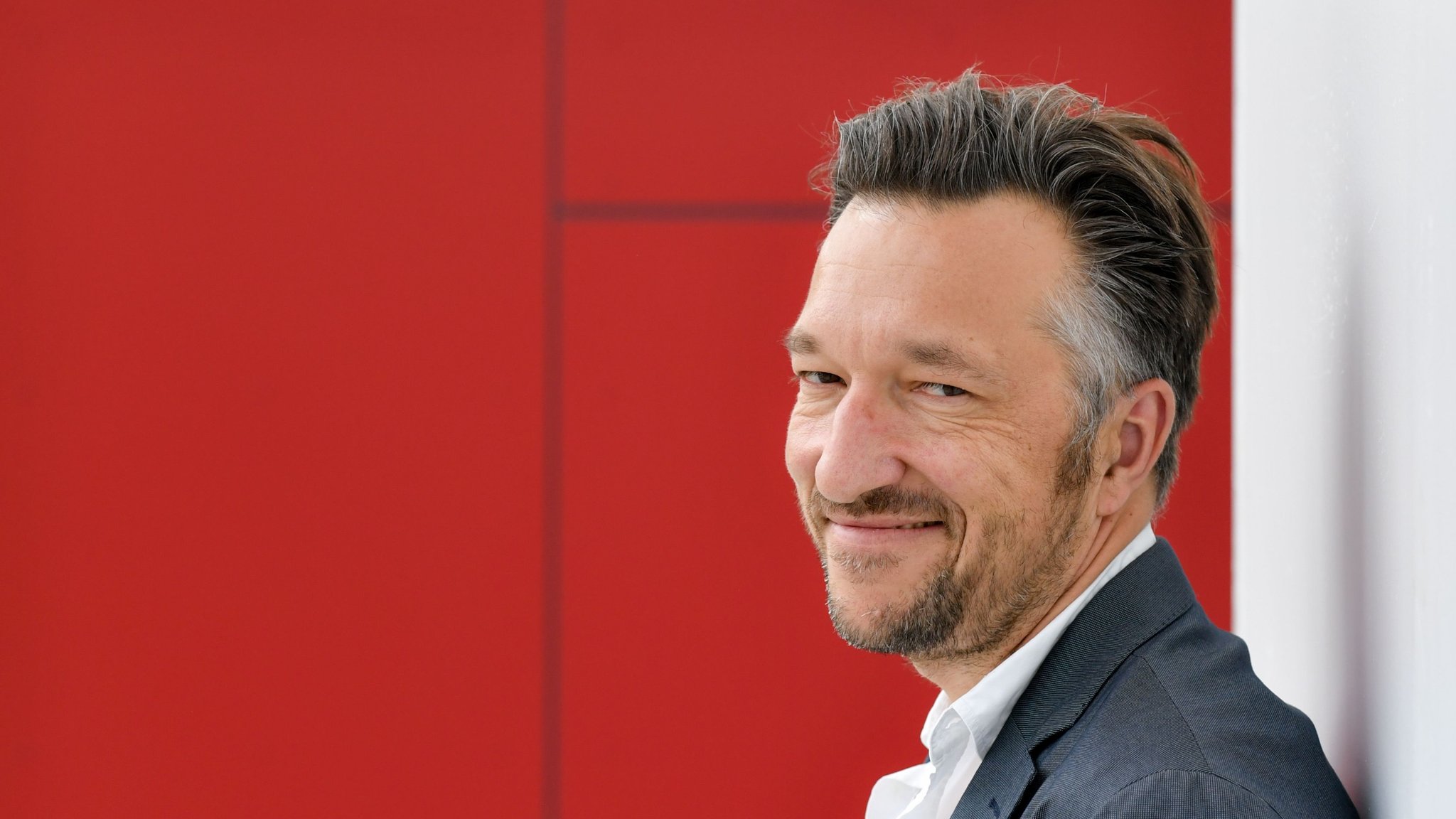Der Schweizer Schriftsteller Lukas Bärfuss | Bild: dpa/ picture-alliance Der Schweizer Schriftsteller Lukas Bärfuss