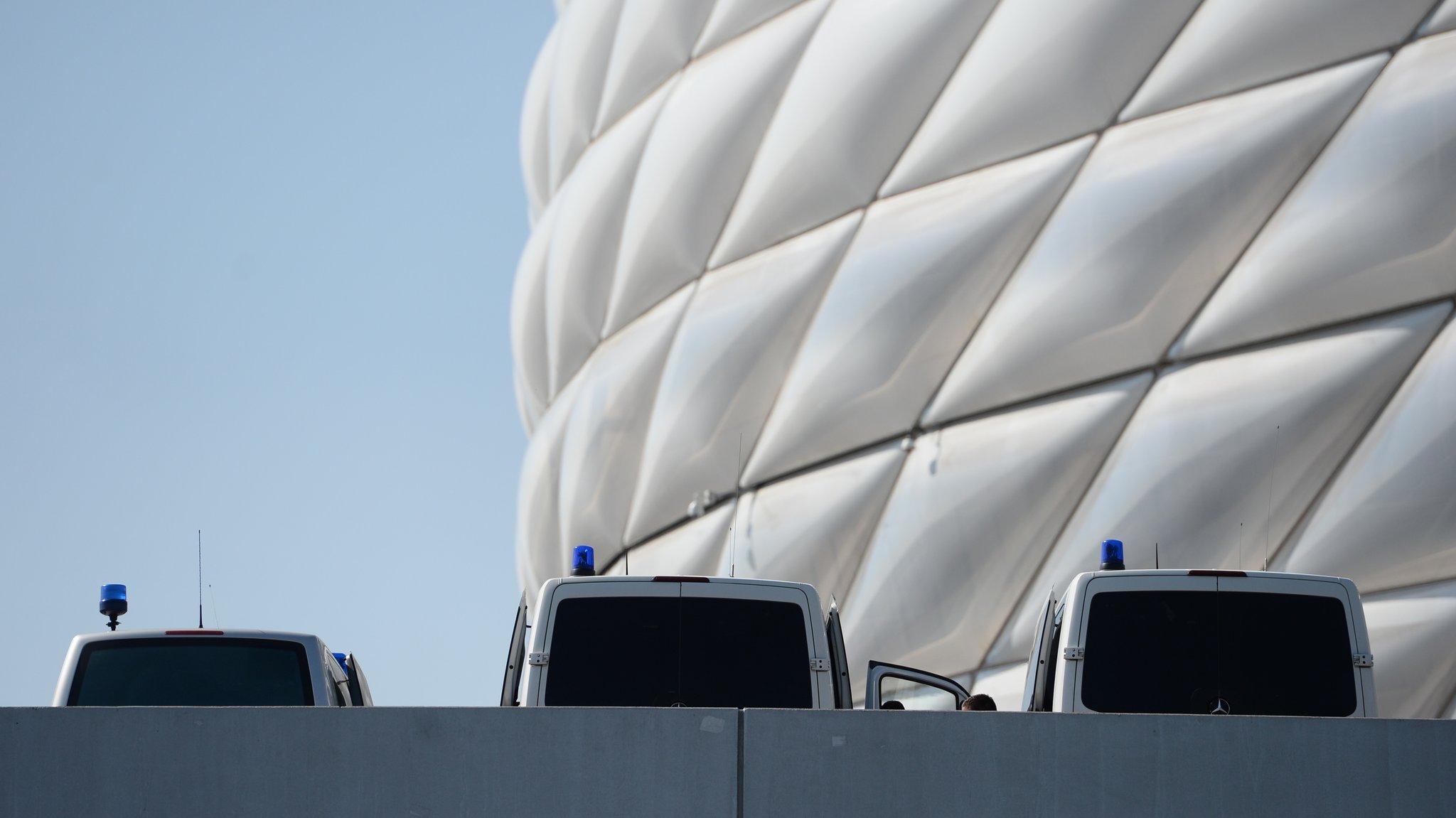 Rund 700 Polizeikräfte sind anlässlich des Fußballländerspiels Deutschland gegen England heute in München im Einsatz