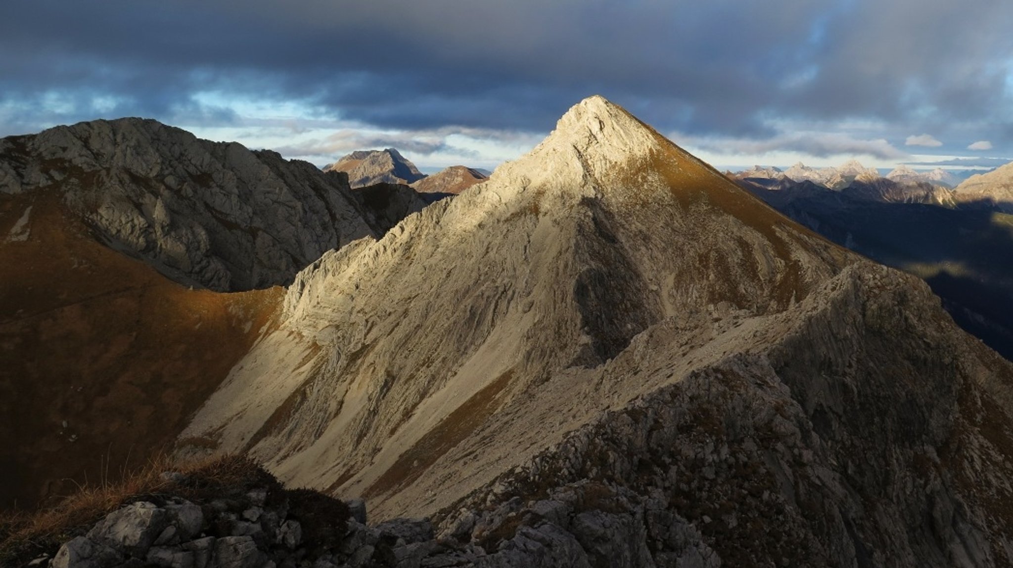 Kesselspitze: Neuer Riss auch am Hochvogel-Nachbarn entdeckt