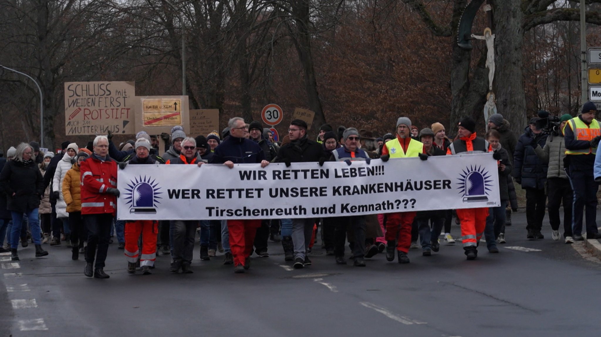 Nachts keine Notaufnahme? Protestmarsch in Tirschenreuth