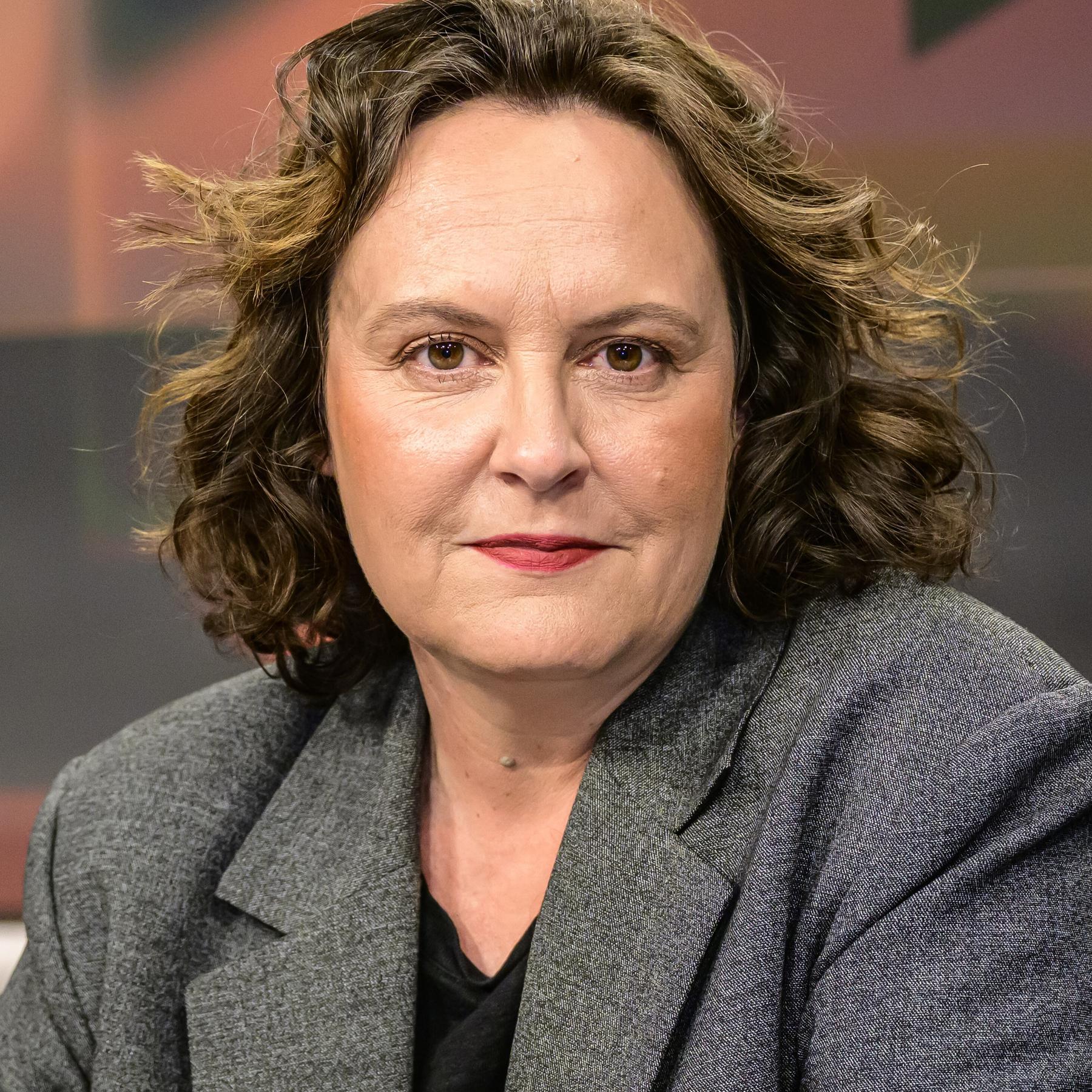 Der Osten und die Demokratie: Gespräch mit Jana Hensel, Autorin