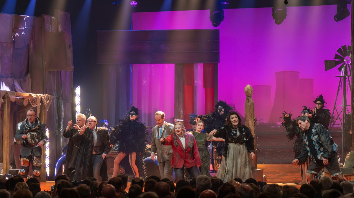 "Söder von der Sauweide" und Drachenjäger Merz am Nockherberg 