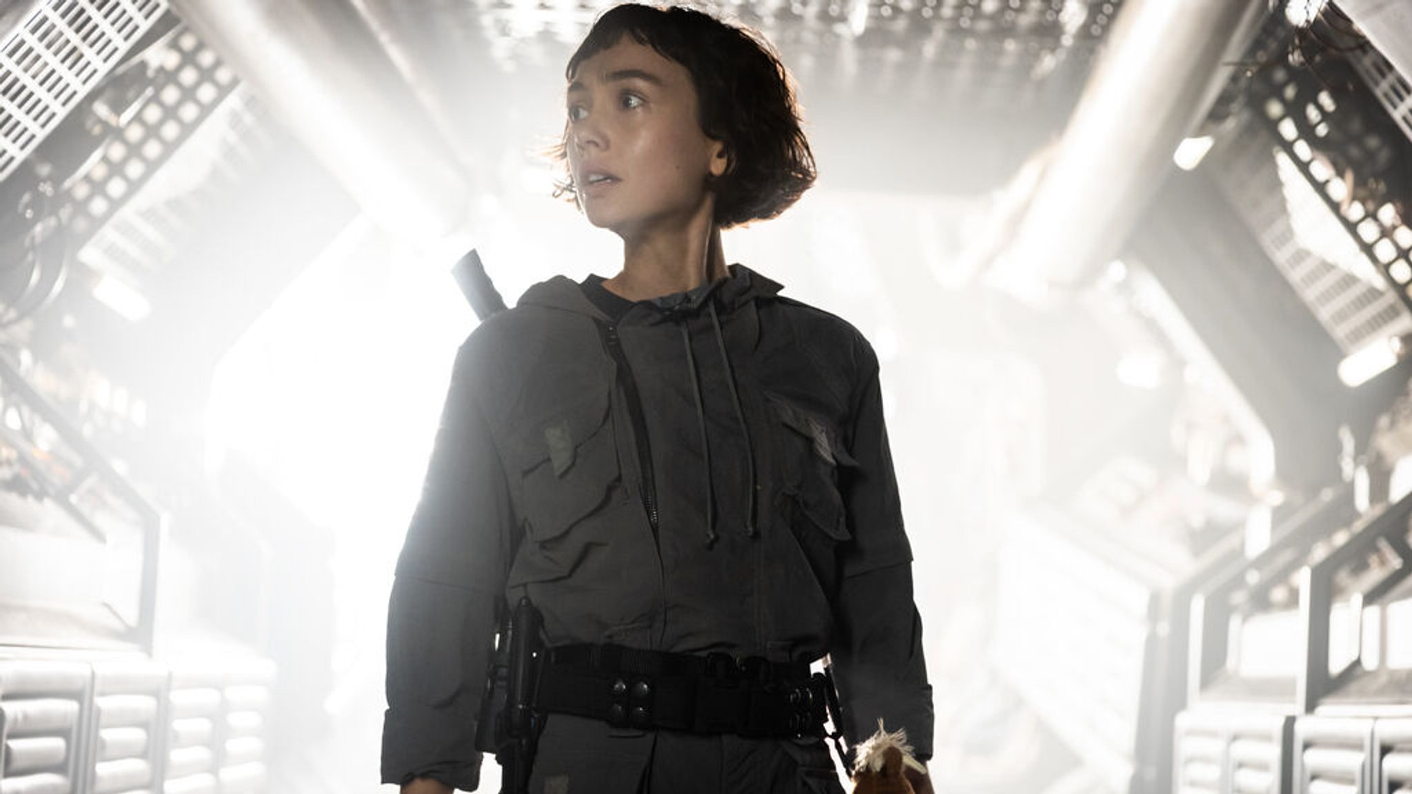 Sydney Chandler als Wendy in einer Szene der Serie "Alien: Earth"