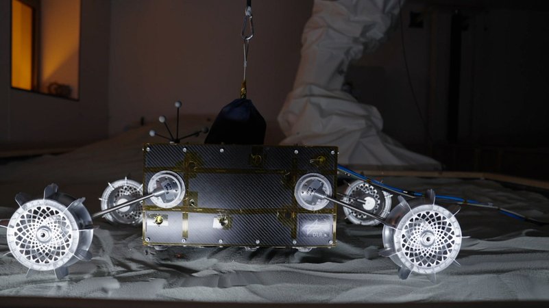 DLR stellt Mars Rover Idefix vor. 