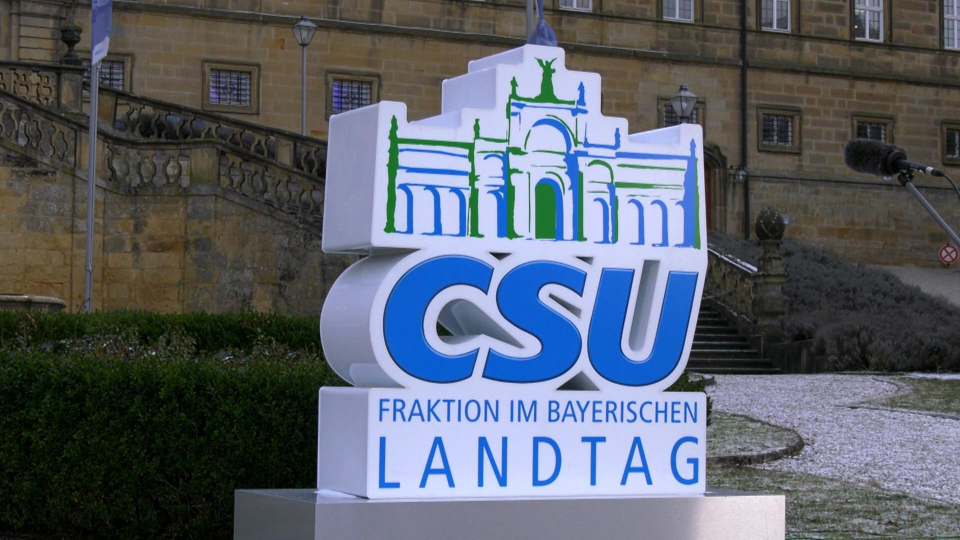 Stellenabbau in der Verwaltung - das beschäftigt auch die Klausur der CSU-Landtagsfraktion im oberfränkischen Kloster Banz. 