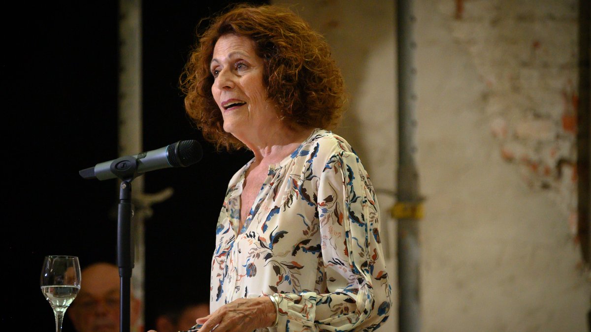 Rachel Salamander kennt die Synagoge an der Reichenbachstraße aus ihrer Kindheit und hat sie vor dem Verfall gerettet. 