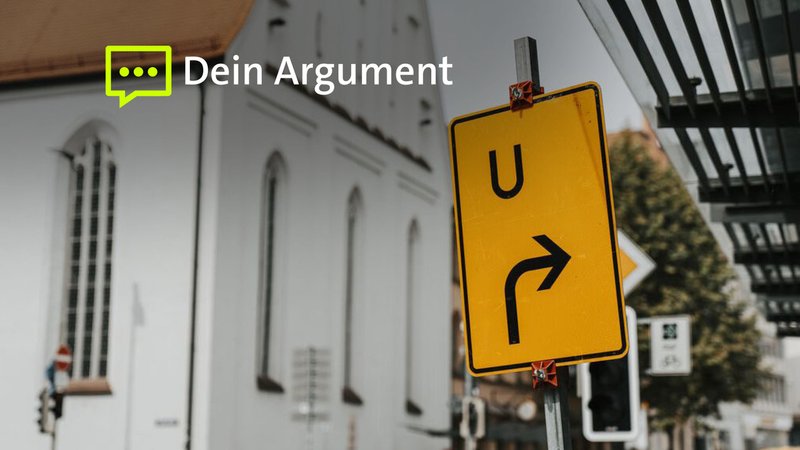 Ein Umleitungsschild in einer Innenstadt. | Bild: BR/Raphael Kast Ein Umleitungsschild in einer Innenstadt.