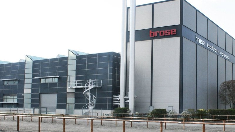 Brose-Werk in Coburg. | Bild: Bildrechte: picture alliance / Alexander SCHUHMANN_aI | Schuhmann Alexander Brose-Werk in Coburg.
