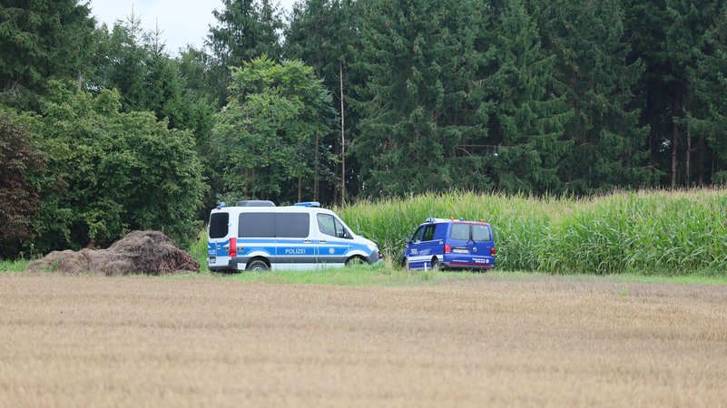 Bei der Suche nach einer vermissten 36 Jahre alten Frau aus dem Allgäu hat die Polizei einen Leichnam gefunden. | Bild: Pöppel/AOV Bei der Suche nach einer vermissten 36 Jahre alten Frau aus dem Allgäu hat die Polizei einen Leichnam gefunden.
