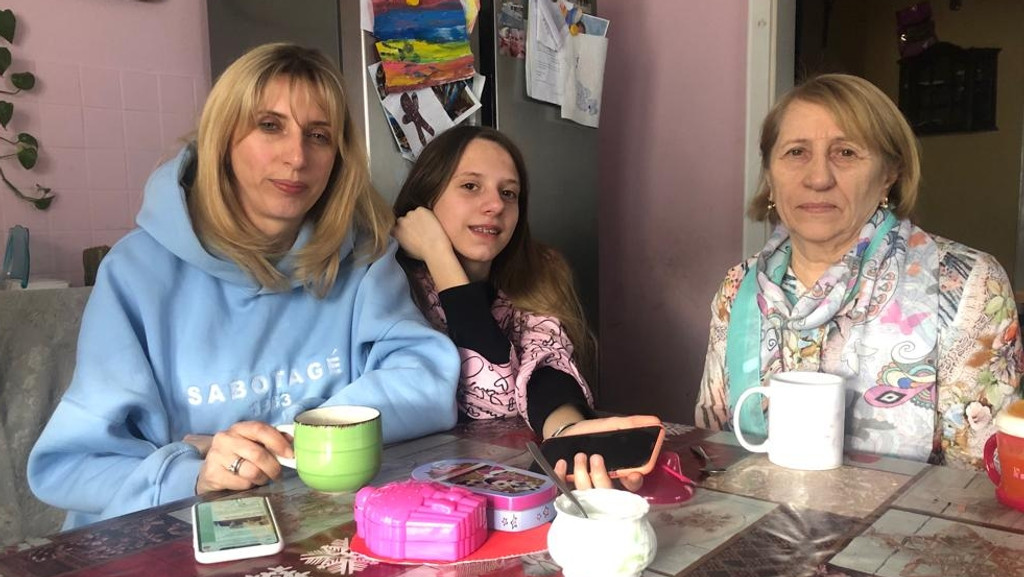 Ulyana, Maria und Irena aus der Ukraine sind jetzt in Iggensbach in Sicherheit.