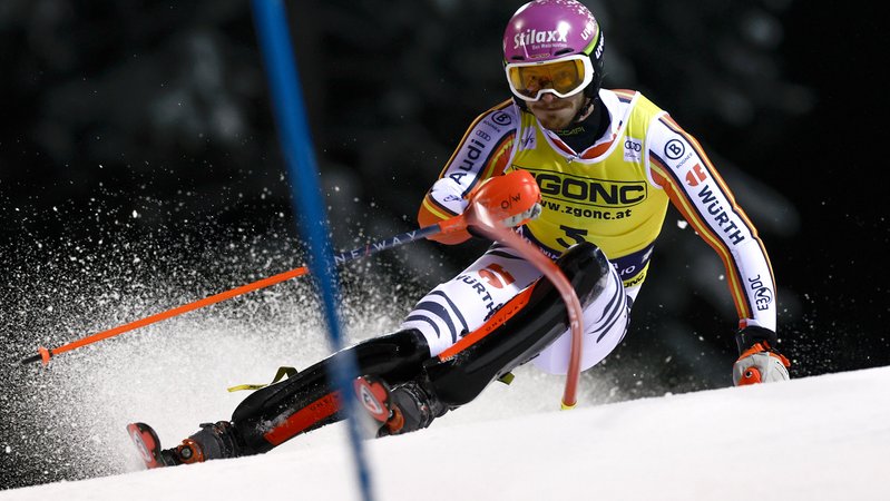 08.01.2025, Italien, Madonna di Campiglio: Ski alpin: Weltcup, Slalom, Herren. Linus Straßer aus Deutschland in Aktion. Foto: Gabriele Facciotti/AP/dpa +++ dpa-Bildfunk +++ | Bild: dpa-Bildfunk/Gabriele Facciotti 08.01.2025, Italien, Madonna di Campiglio: Ski alpin: Weltcup, Slalom, Herren. Linus Straßer aus Deutschland in Aktion. Foto: Gabriele Facciotti/AP/dpa +++ dpa-Bildfunk +++