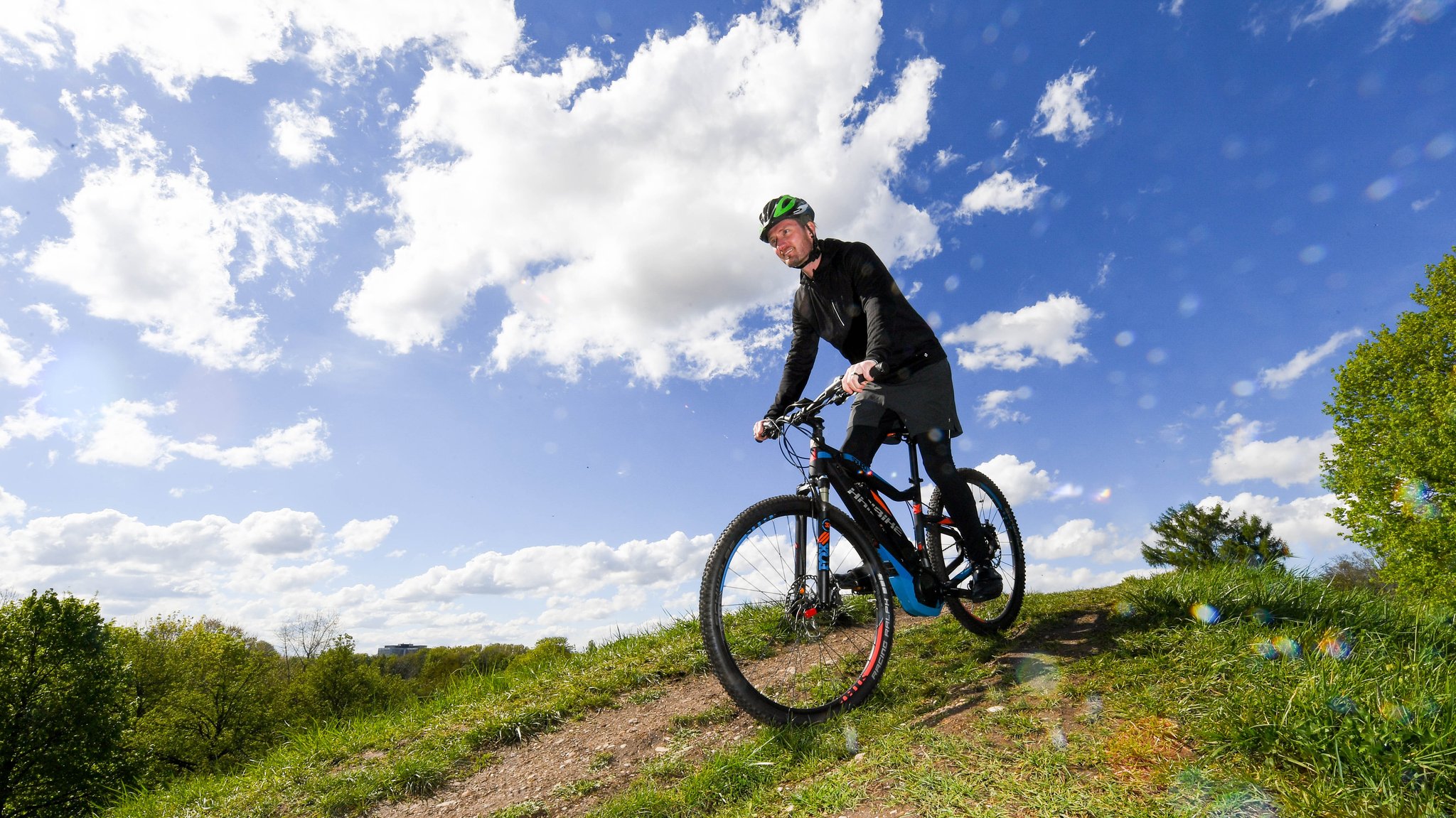 Helmpflicht auf E-Bikes: Pflicht oder Eigenverantwortung?