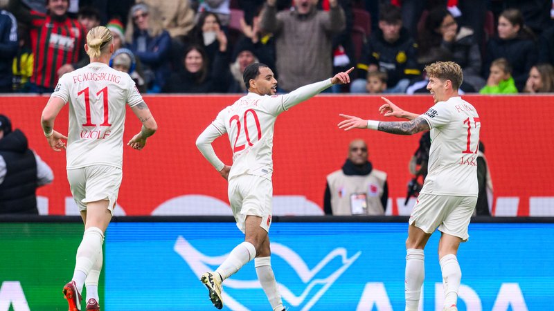 Jubel FC Augsburg | Bild: picture alliance/dpa Jubel FC Augsburg