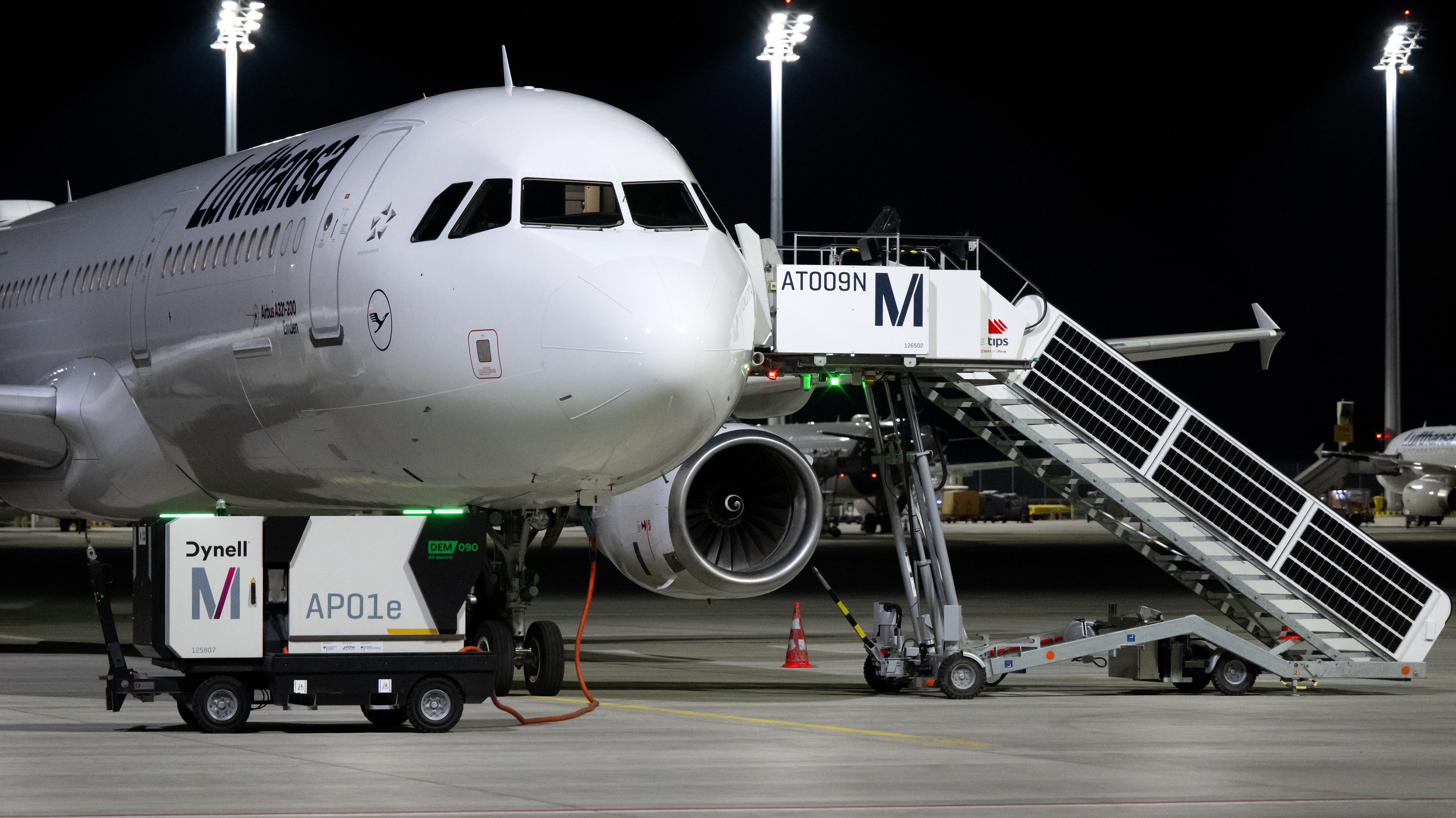Tarifkonflikt bei der Lufthansa - Streiks gehen weiter