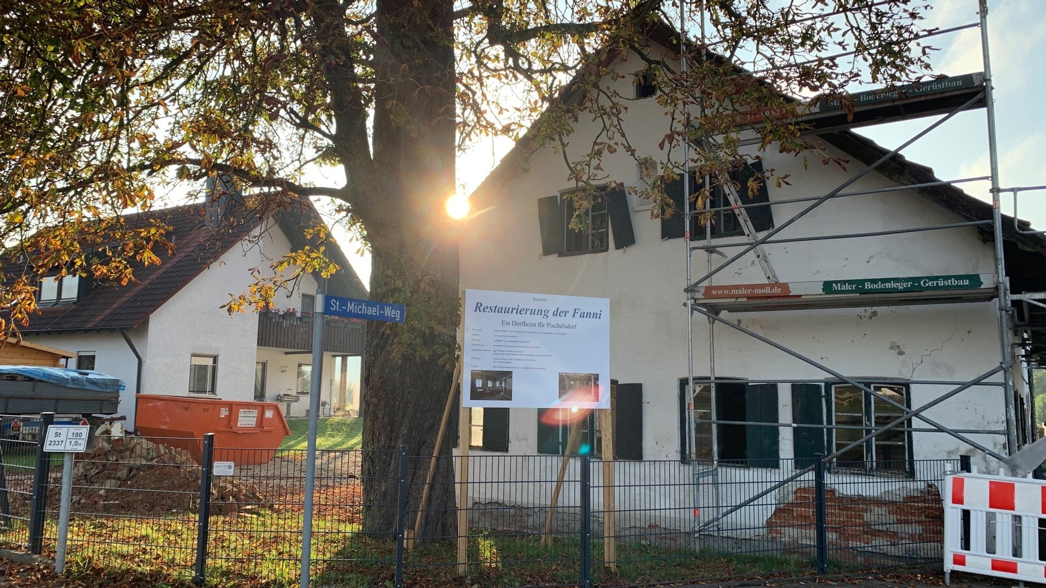 Das Wirtshaus "Fanni" in der Dorfmitte von Pischelsdorf. | Bild: BR/ Daniela Olivares Das Wirtshaus "Fanni" in der Dorfmitte von Pischelsdorf.