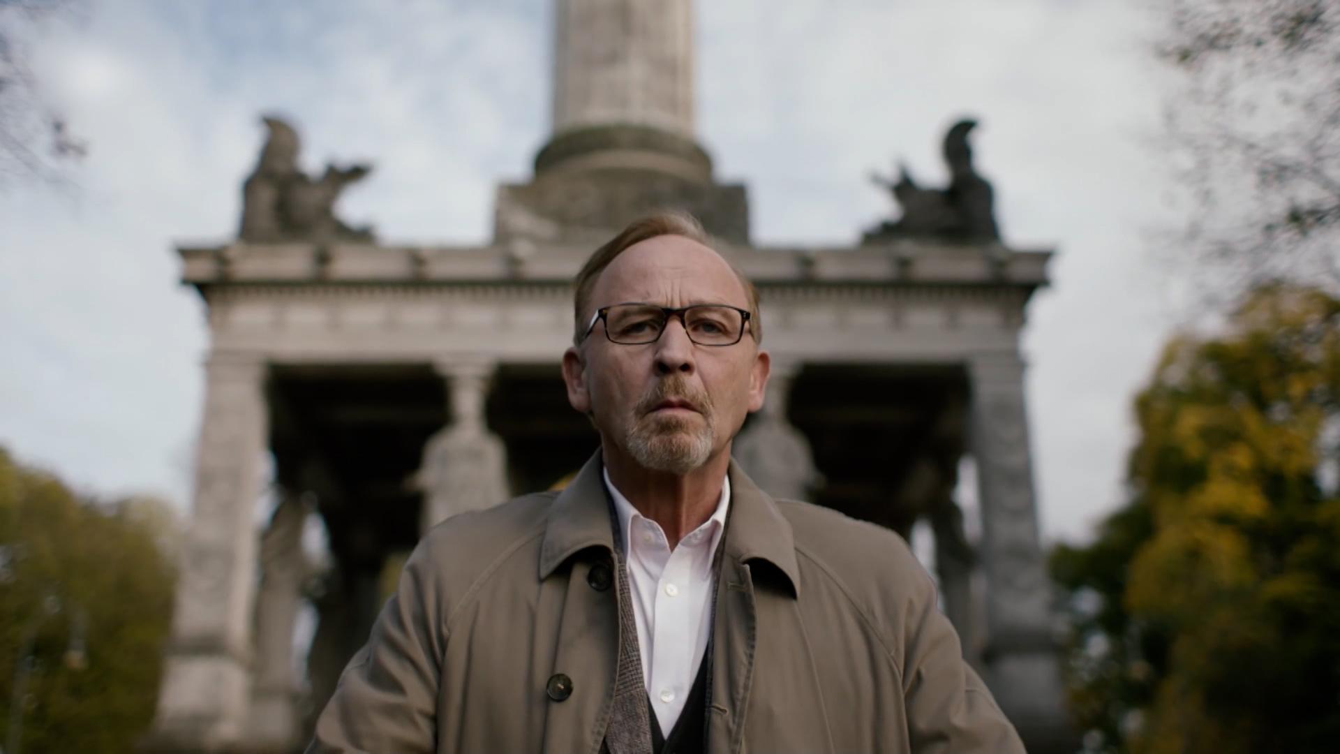 Sein Vater war sein Vorbild. So wie er wollte Alexander Held als Schauspieler glänzen. Diese Liebe zum Spiel zeigt der hochtalentierte Münchner in all seinen Rollen. Nun ist der Schauspieler Alexander Held verstorben
