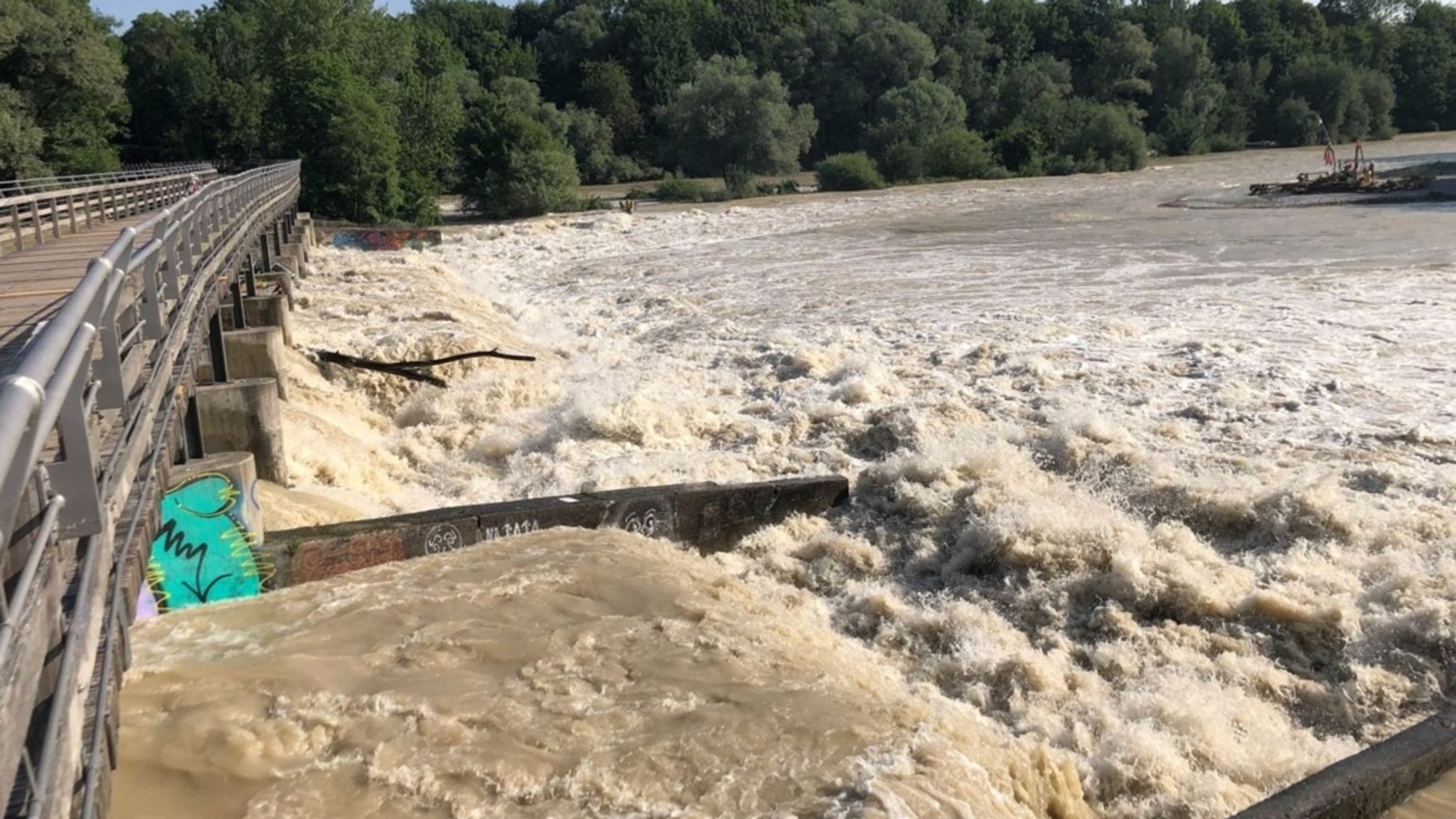  Toter aus Isarkanal bei Pliening ist vermisster 14-Jähriger