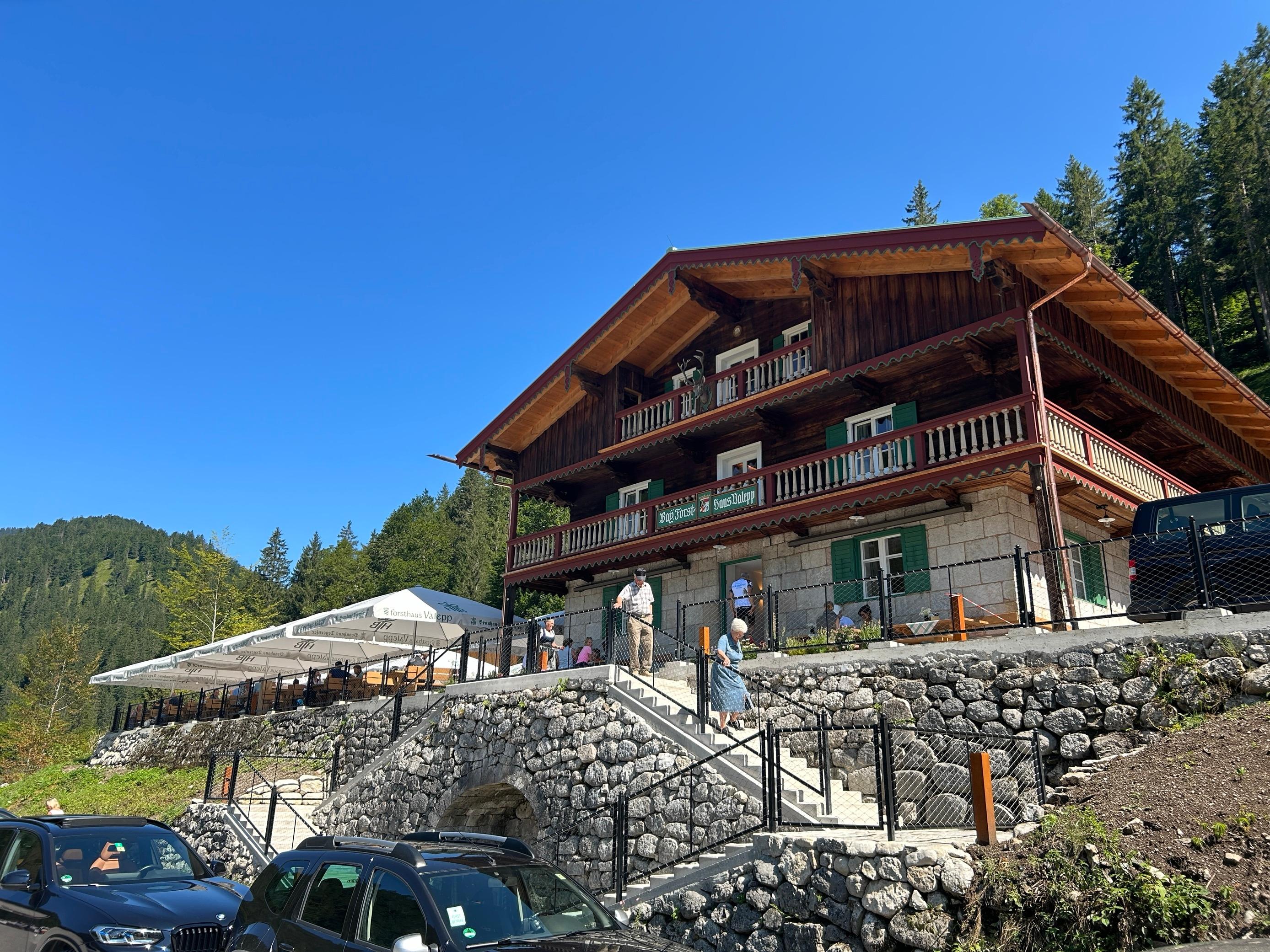 Forsthaus Valepp am Spitzingsee für Besucher geöffnet