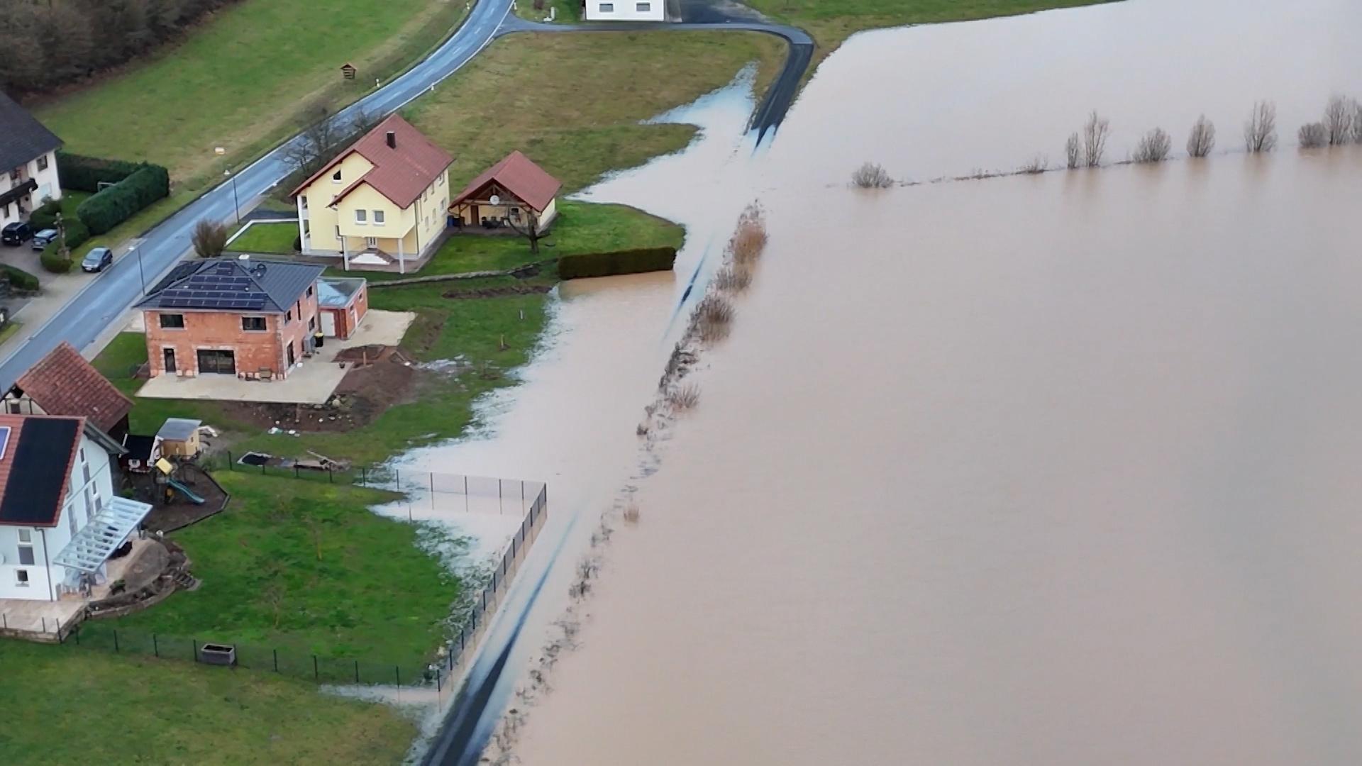 Dauerregen in Teilen Bayerns: Behörden warnen vor Hochwasser
